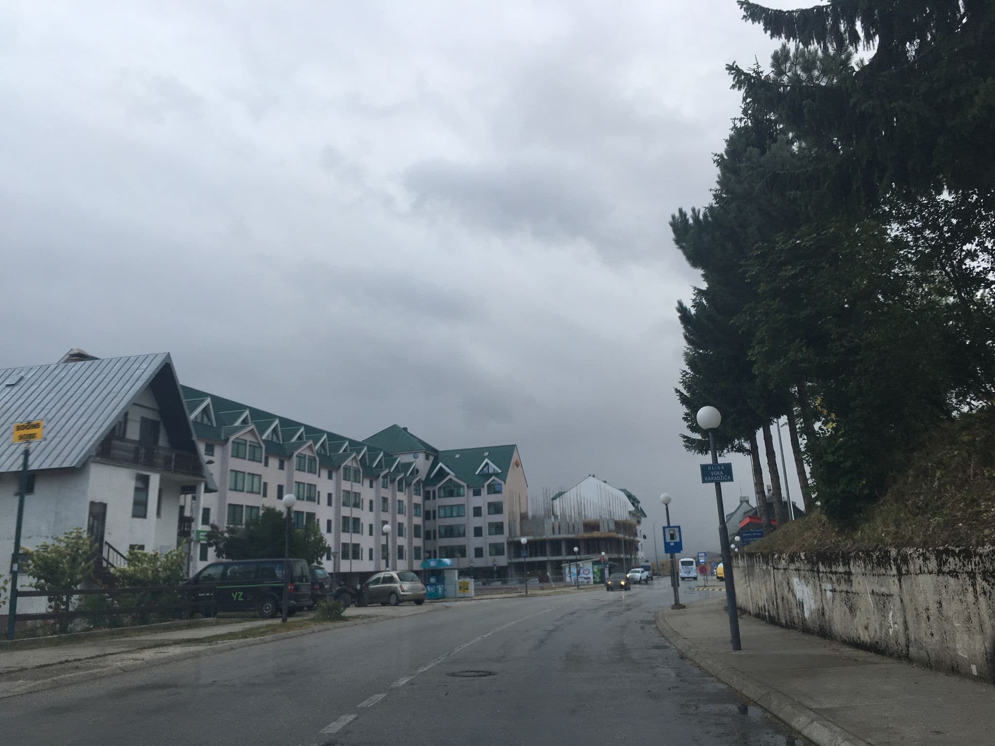 Street view near Apartmani VVV, Žabljak — © batavs (CC BY-SA · Mapillary)