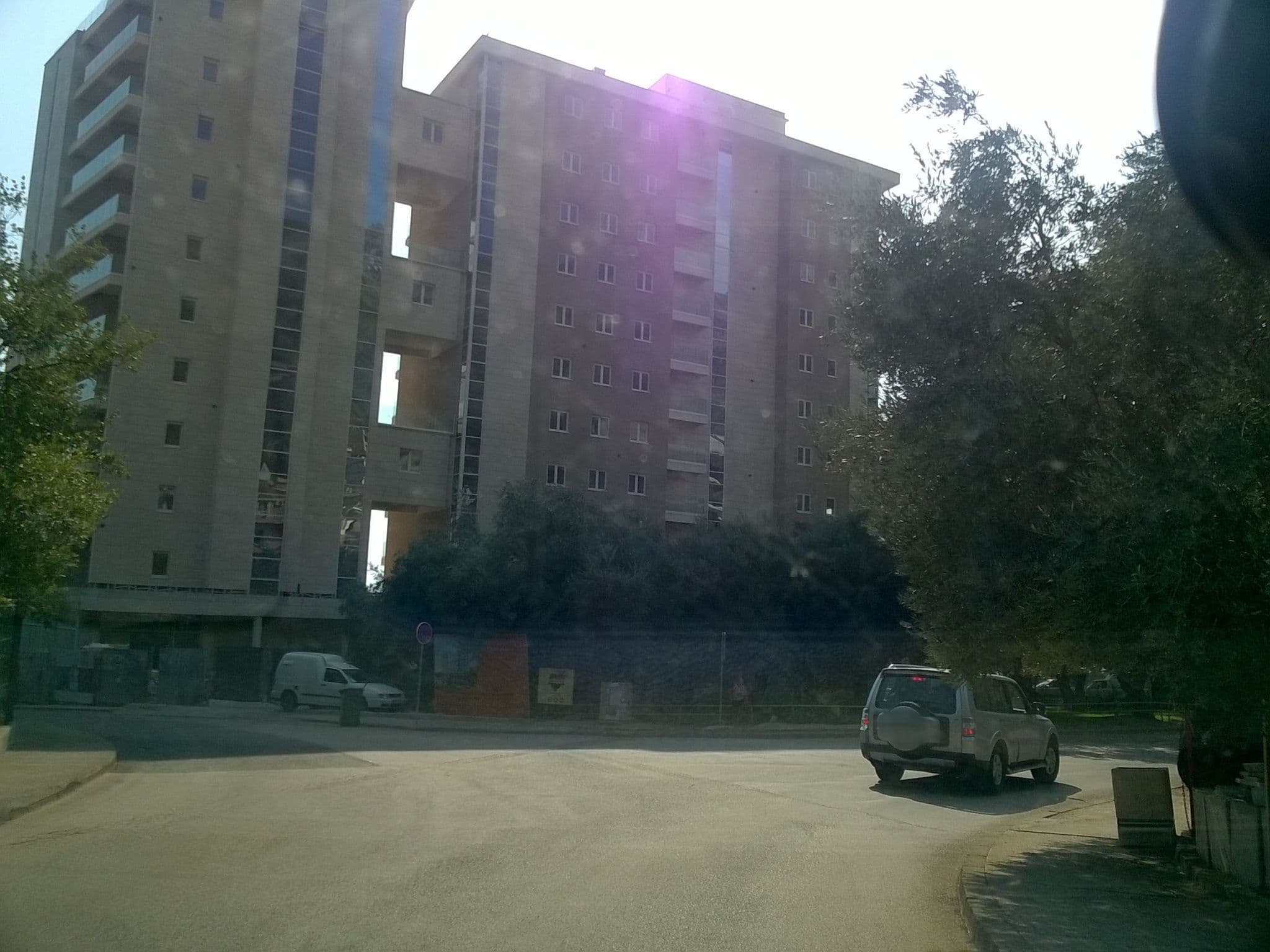 Street view near Vila Nadežda, Petrovac na Moru — © batavs (CC BY-SA · Mapillary)