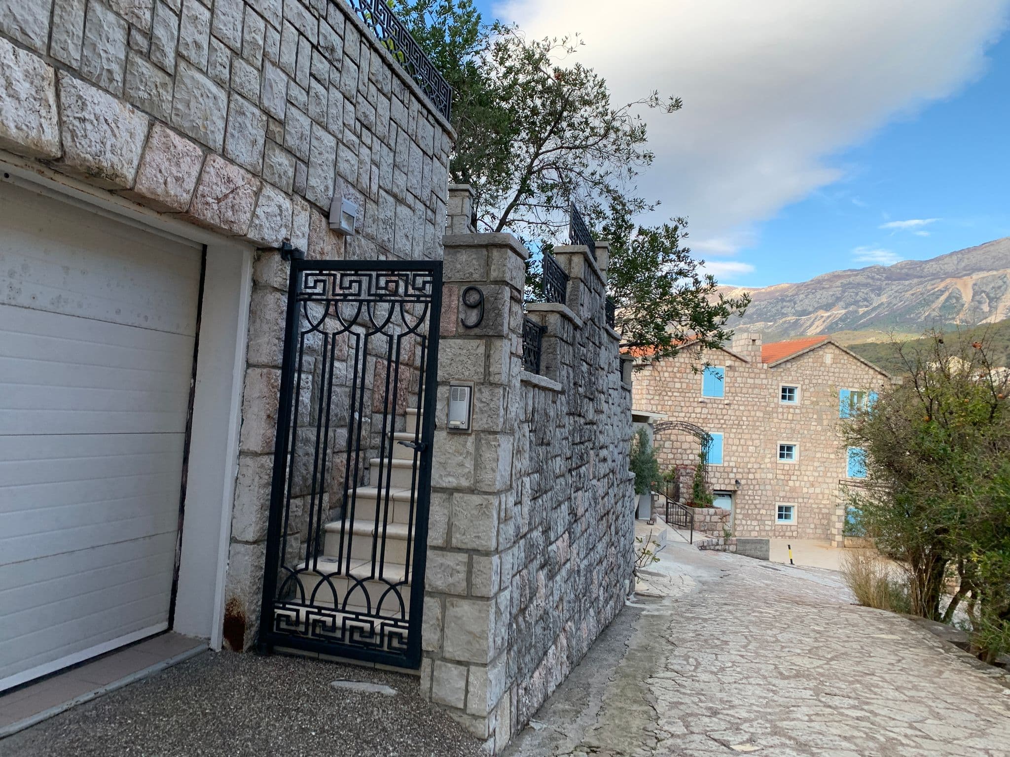 Street view near Apartmani Mitrović, Budva — © egorka (CC BY-SA · Mapillary)