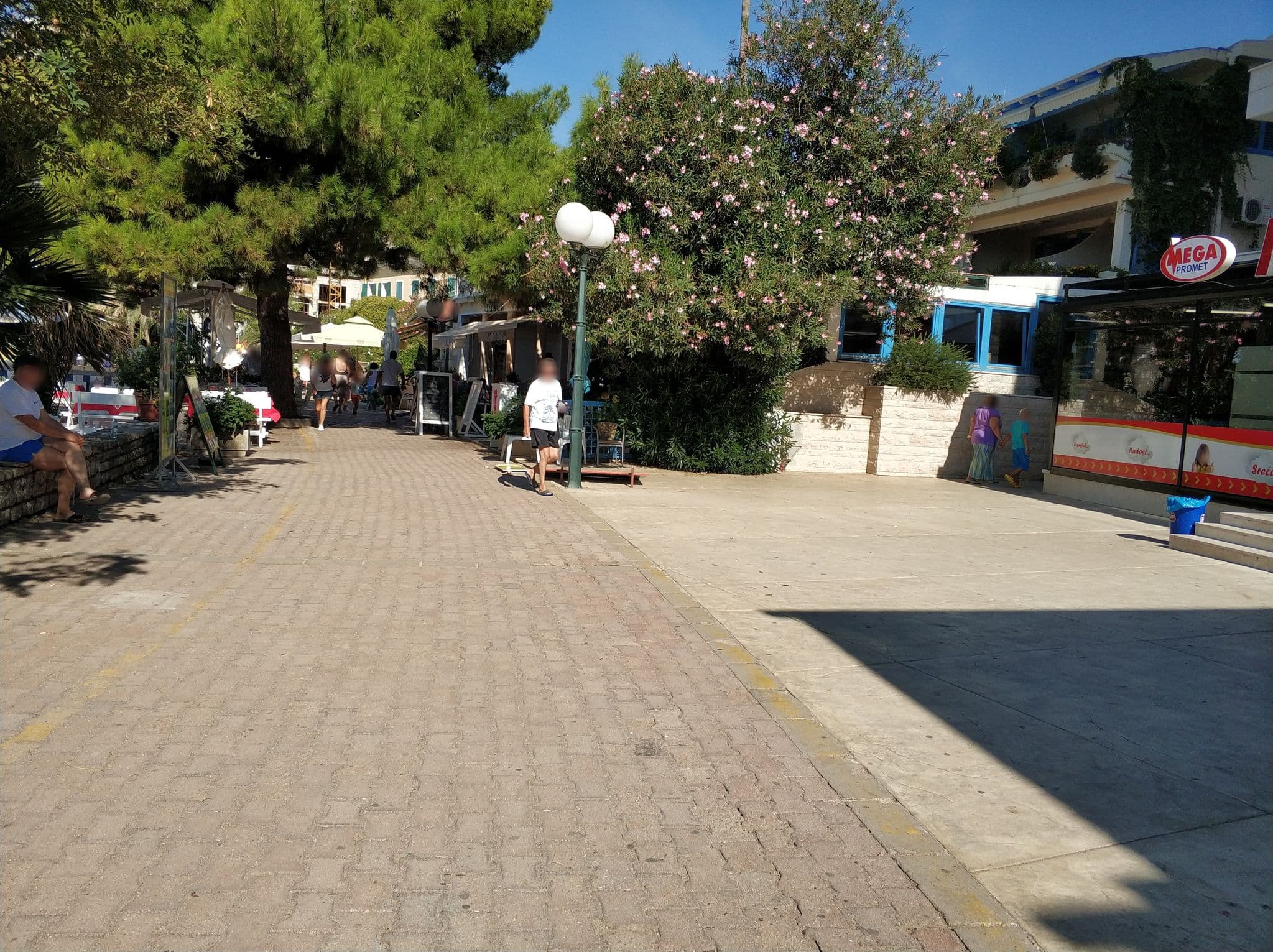 Street view near Pontanova ****, Budva — © mirrorboy (CC BY-SA · Mapillary)