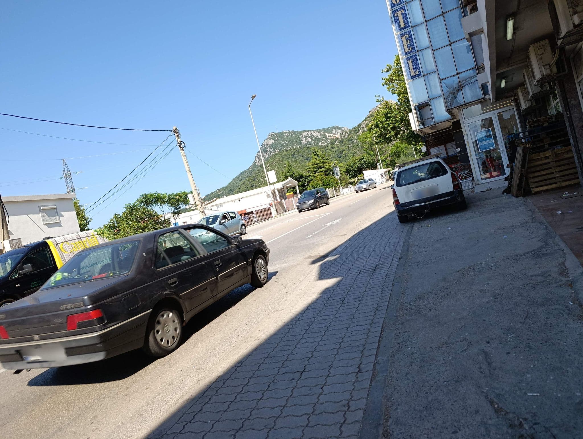 Street view near Јадран | Jadran **, Sutomore — © shoorick (CC BY-SA · Mapillary)