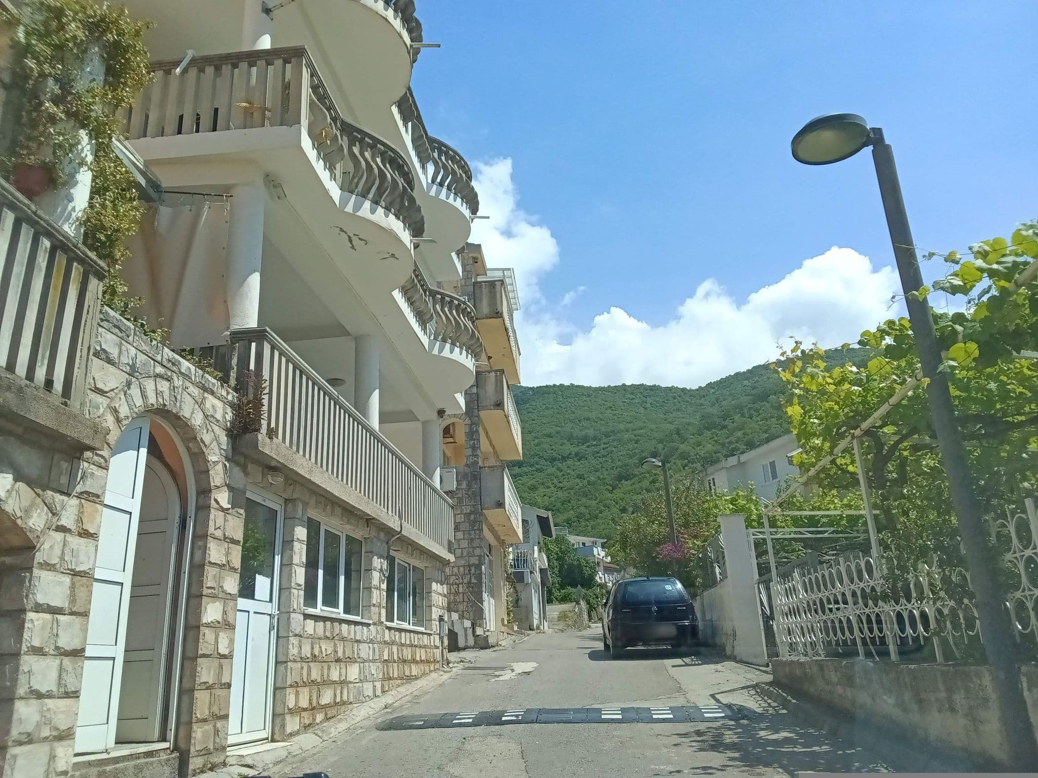 Street view near Вилла Анжела, Budva — © gisbudva (CC BY-SA · Mapillary)