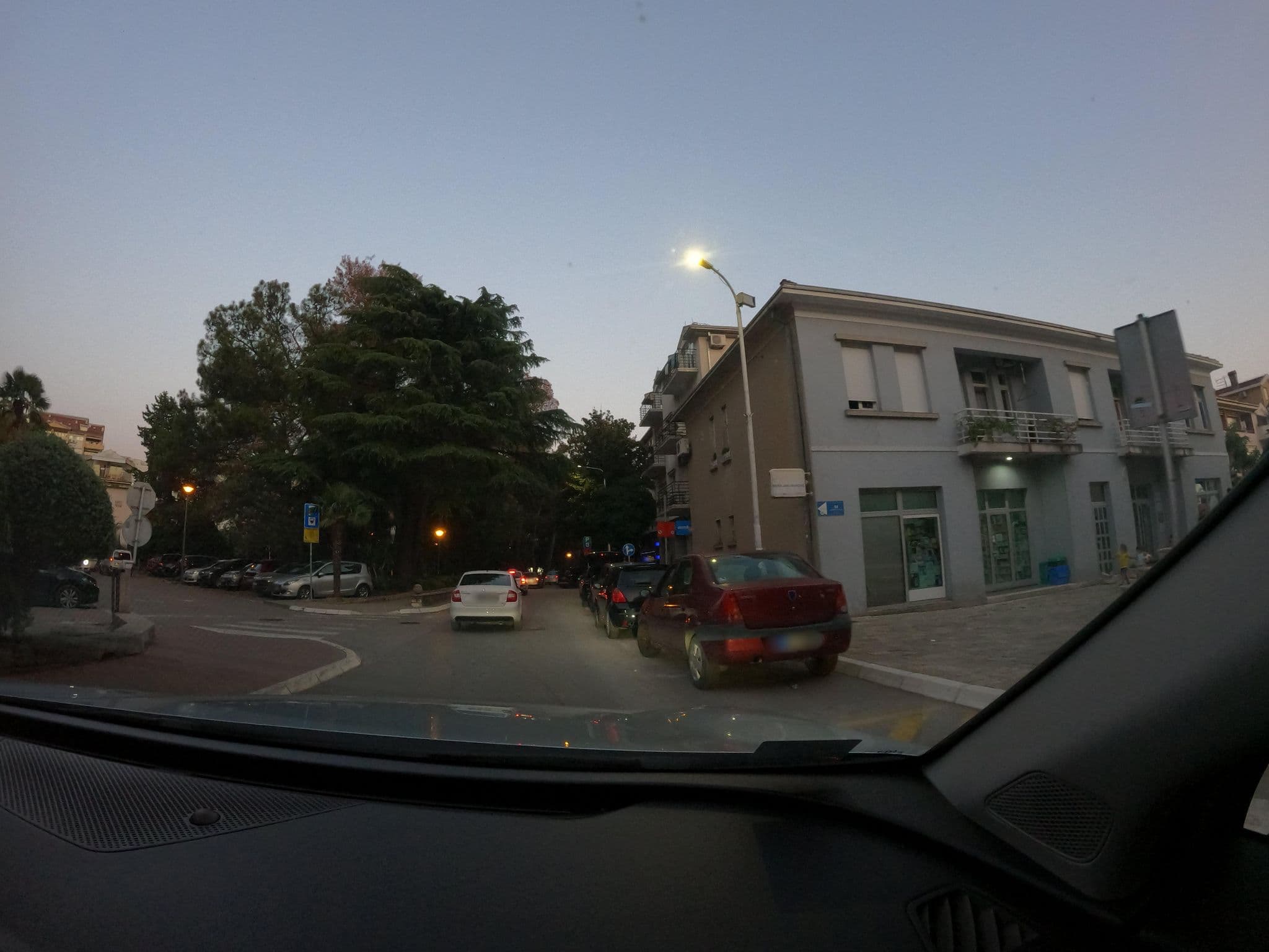 Street view near Apartment SIDRO, Tivat — © borovac (CC BY-SA · Mapillary)