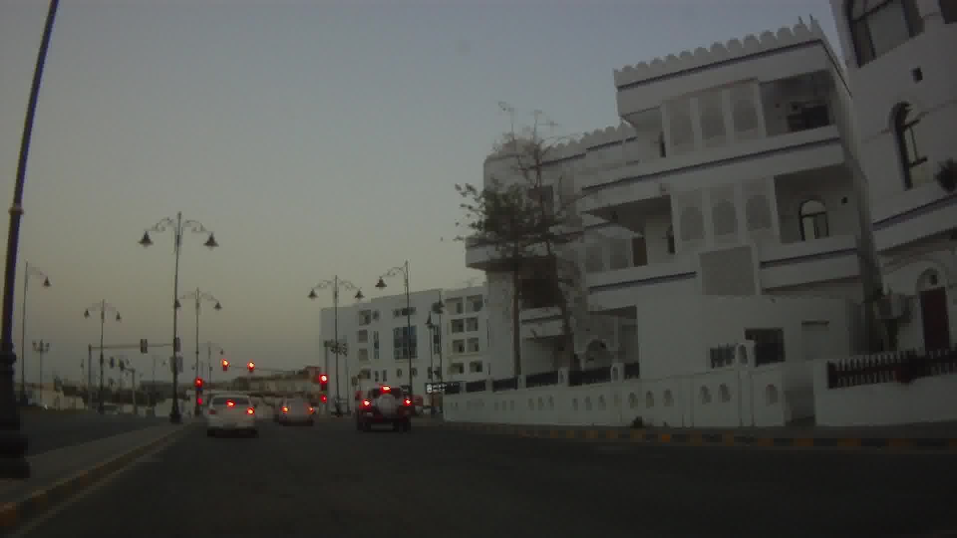 Street view near Beach Hotel, Muscat — © richlv (CC BY-SA · Mapillary)