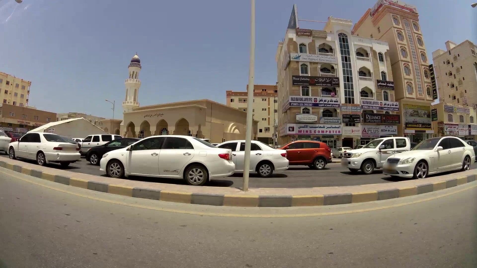 Street view near Rimal hotel, Şalālah — © kaartcam (CC BY-SA · Mapillary)