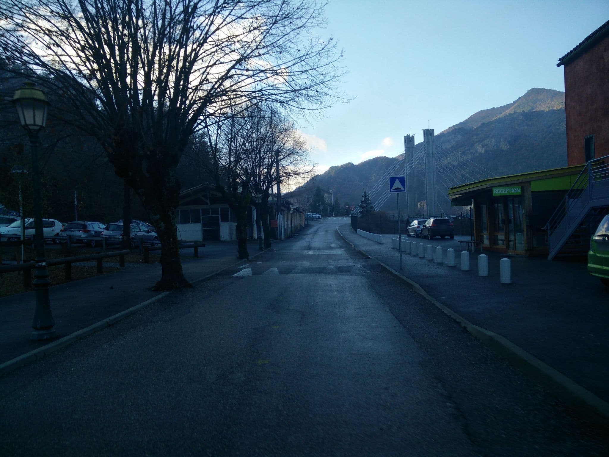 Street view near Lou Gourdan, Puget-Théniers — © joostjakob (CC BY-SA · Mapillary)