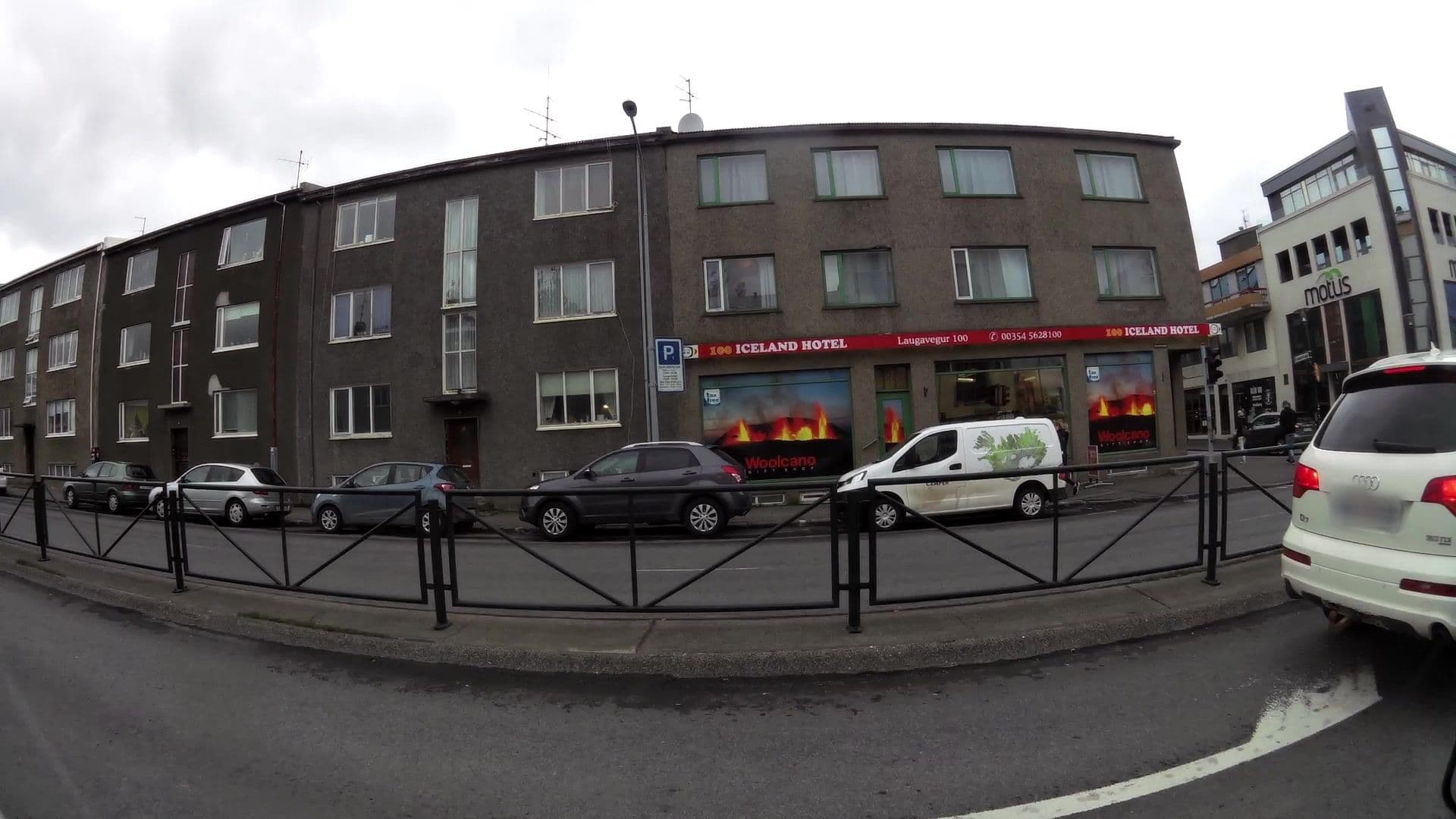 Street view near Lóa Bar Bistro, Reykjavík — © kaartcam (CC BY-SA · Mapillary)