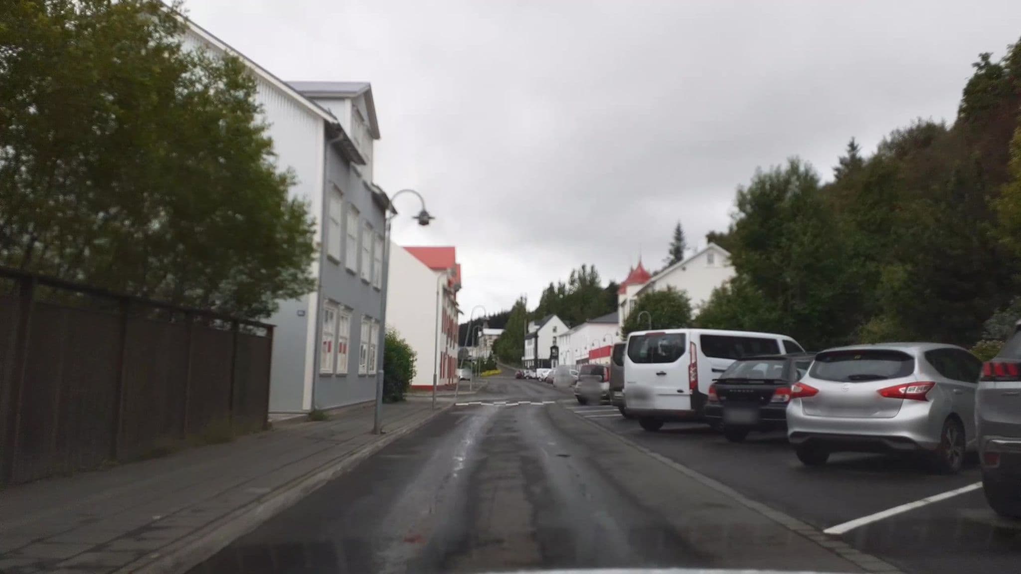 Street view near Stamos - Akureyri, Akureyri — © kjarrval (CC BY-SA · Mapillary)