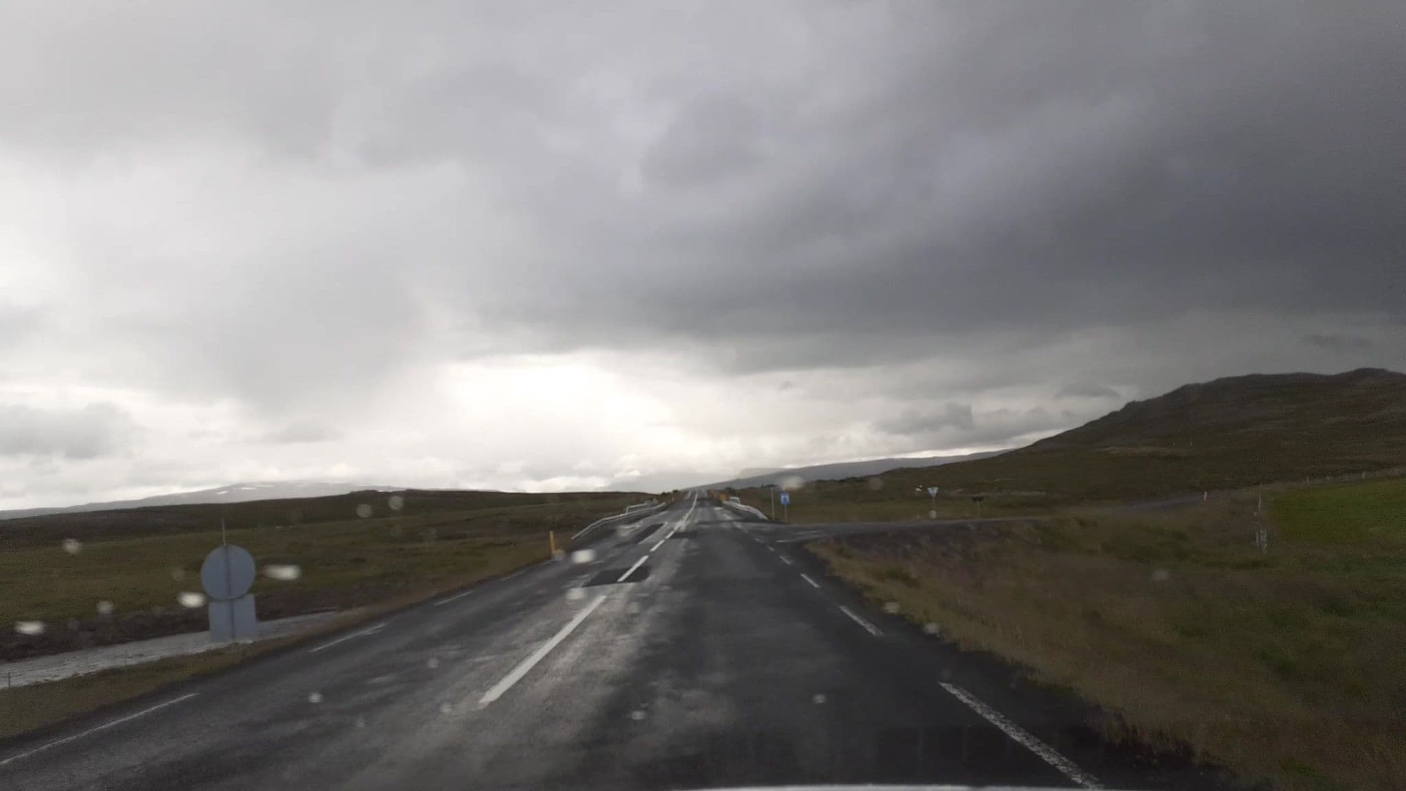 Street view near Vid-Bot Cottage, Egilsstaðir — © kjarrval (CC BY-SA · Mapillary)