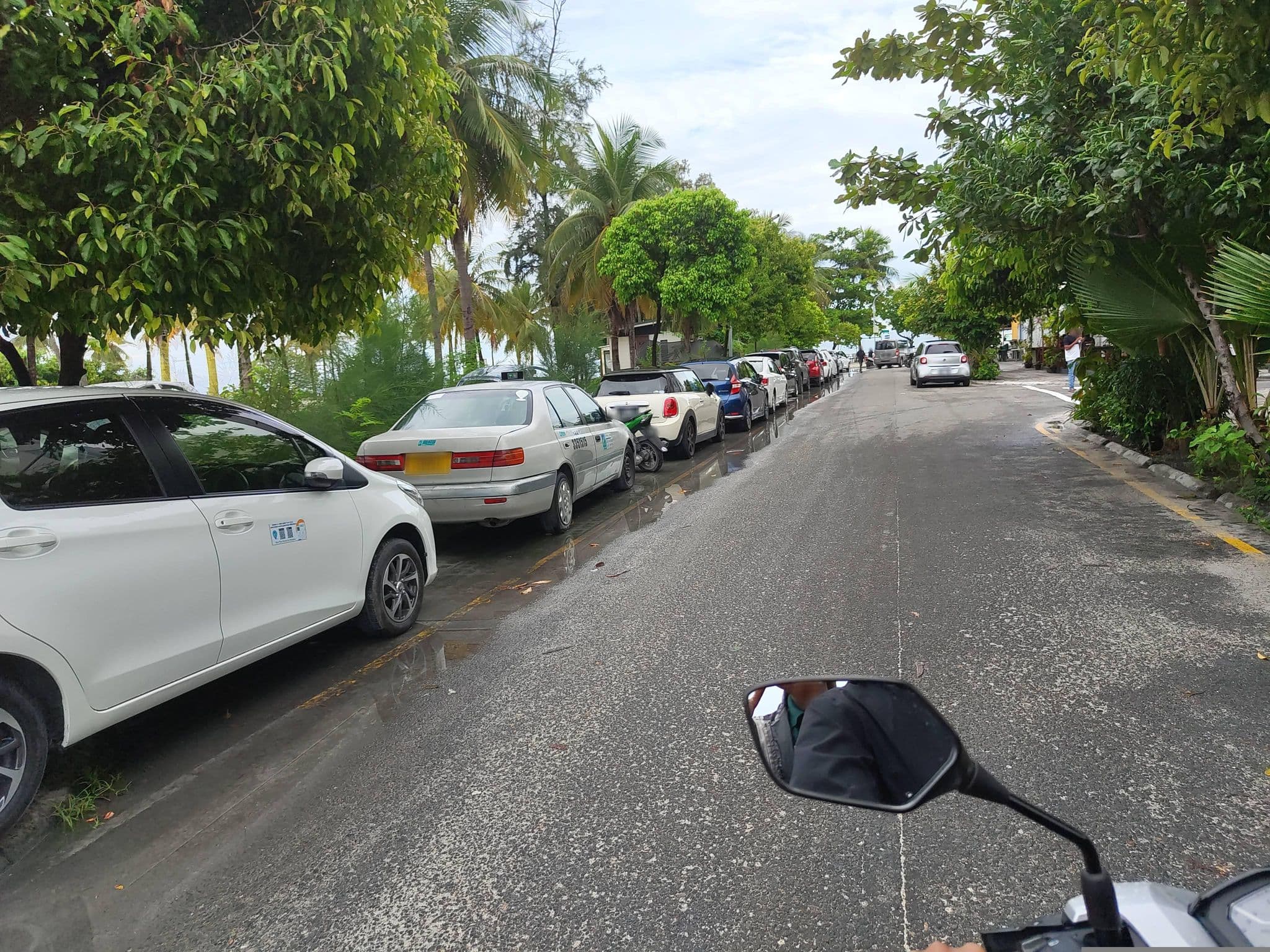 Street view near Sunny Suites, Hulhumale — © sameeh (CC BY-SA · Mapillary)