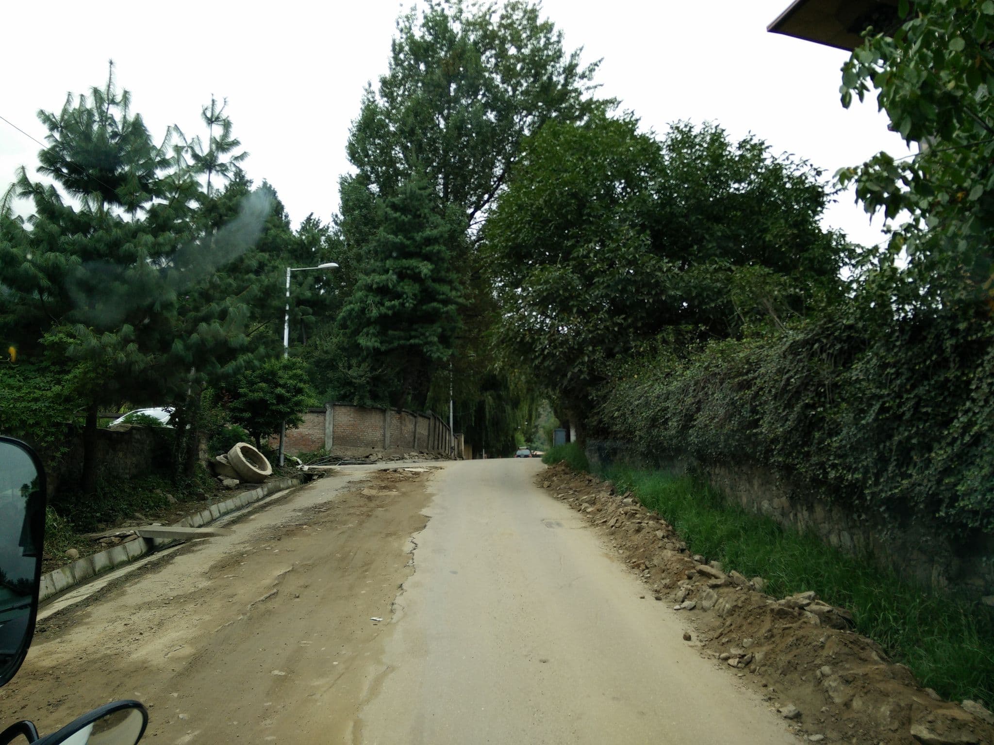 Street view near The Zone Executive Suites, Thimphu — © supersubra (CC BY-SA · Mapillary)