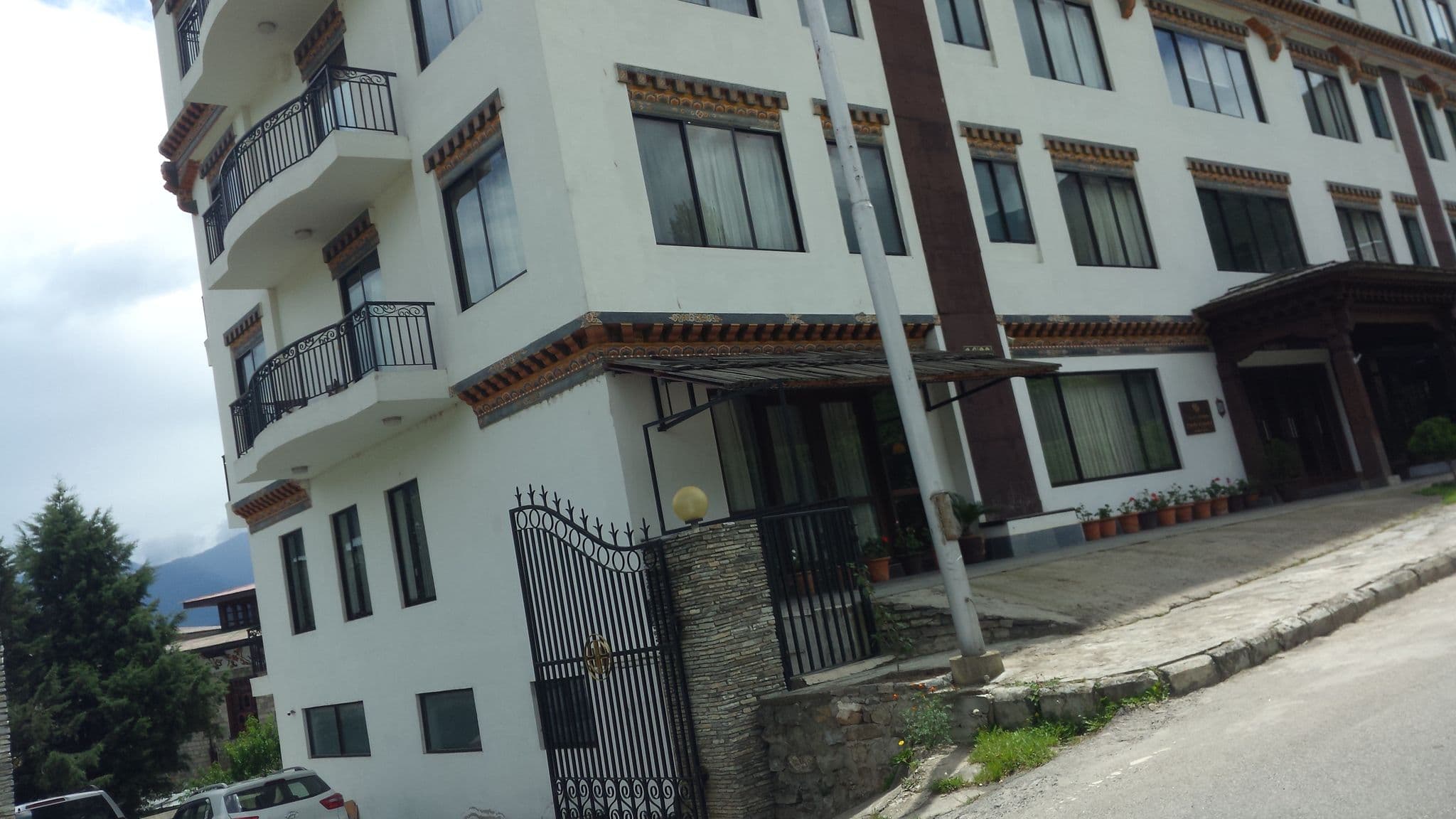 Street view near Khang Residency, Thimphu — © nirabpudasaini (CC BY-SA · Mapillary)