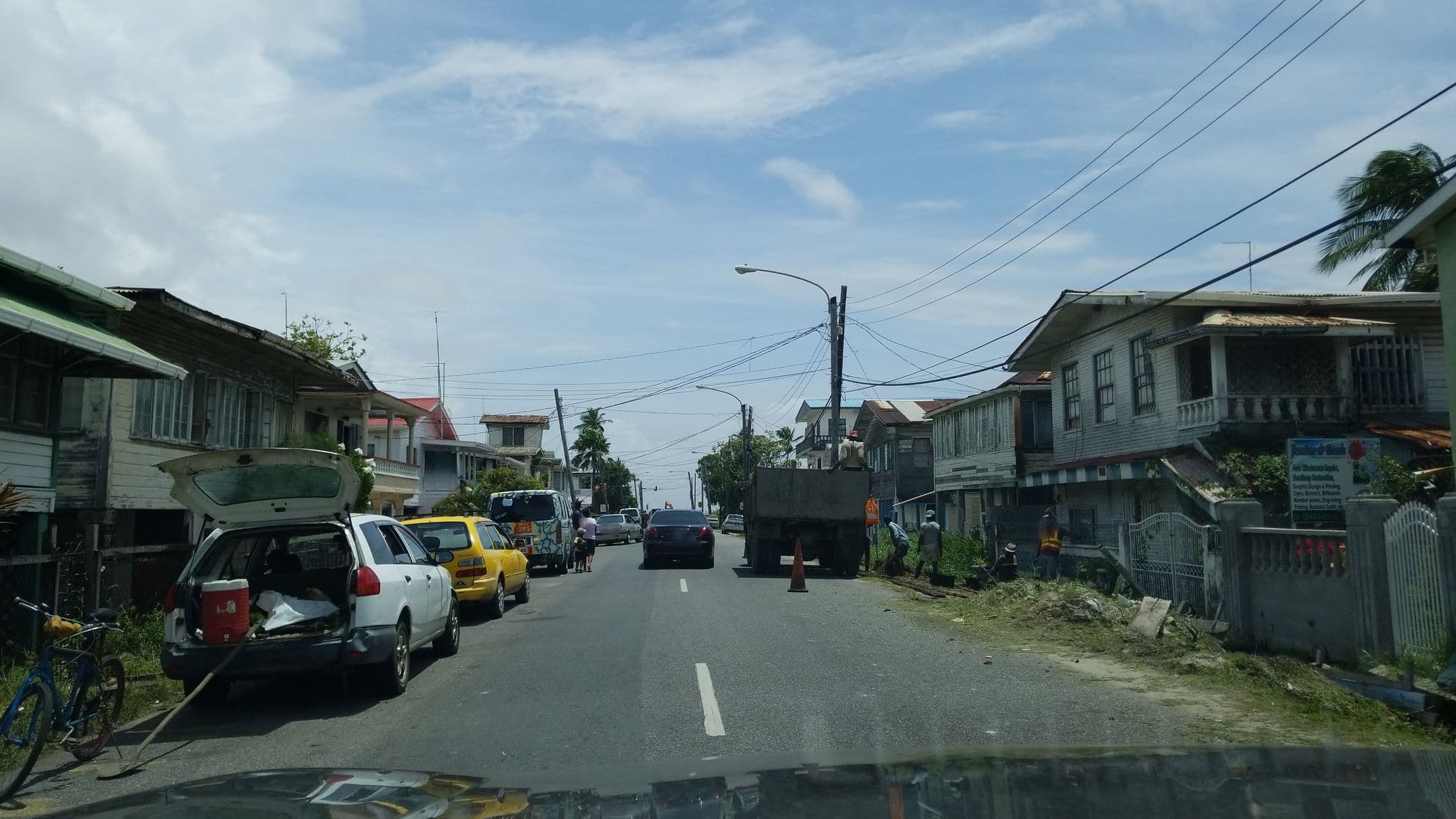 Street view near Glow Internatiinal Hotel, Georgetown — © ealp (CC BY-SA · Mapillary)