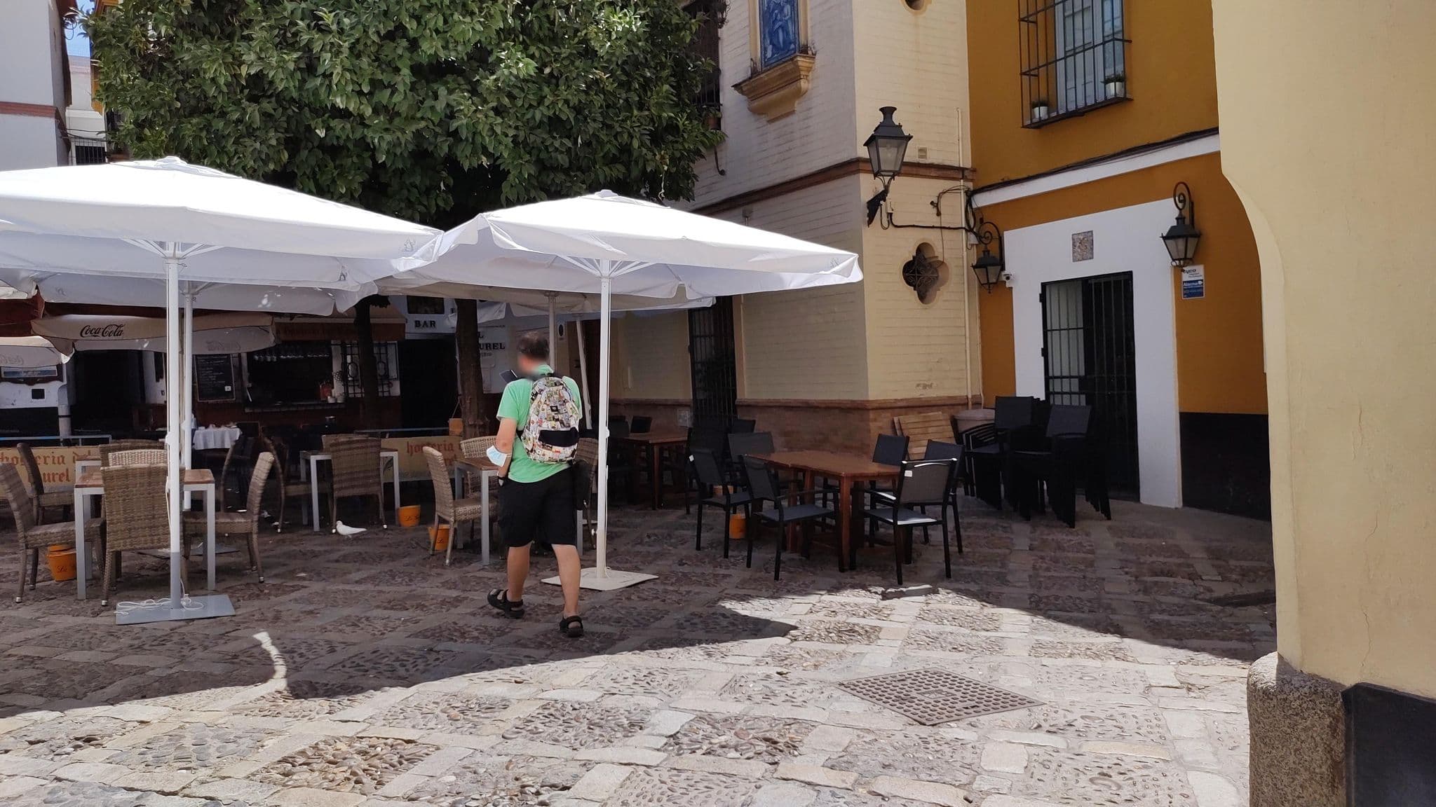Street view near Posada de los Venerables, Sevilla — © rsandu (CC BY-SA · Mapillary)