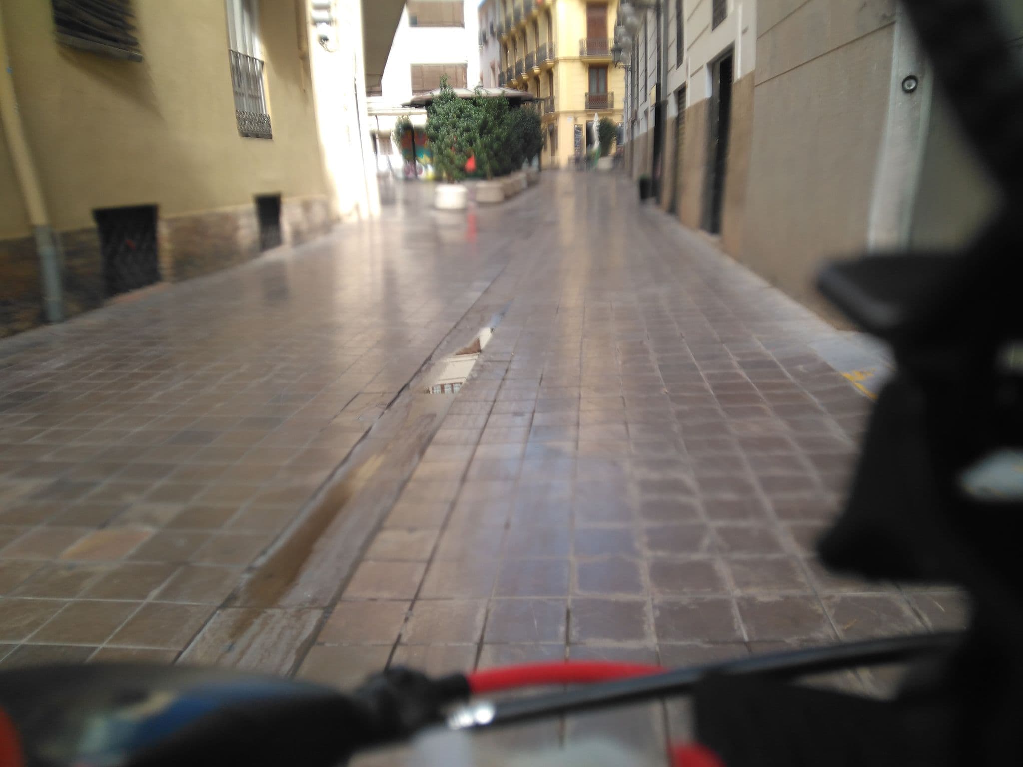 Street view near Cathedral Apartments, Valencia — © itxi (CC BY-SA · Mapillary)