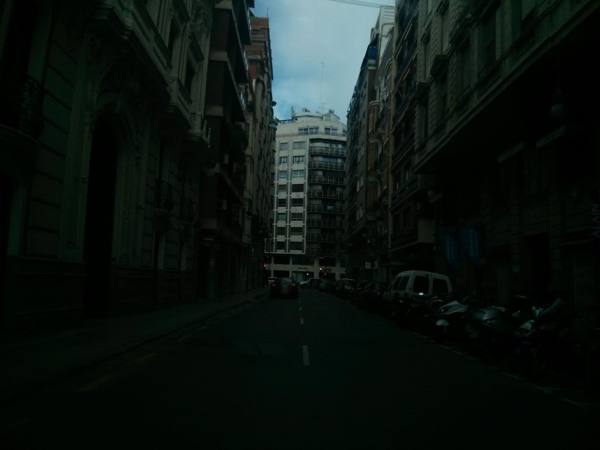 Street view near Moontels Colón, Valencia — © fmatey (CC BY-SA · Mapillary)