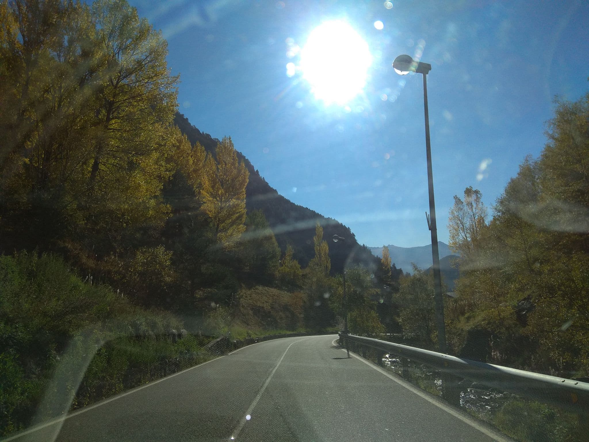 Street view near Velvet Apartaments, Arinsal — © egofer (CC BY-SA · Mapillary)