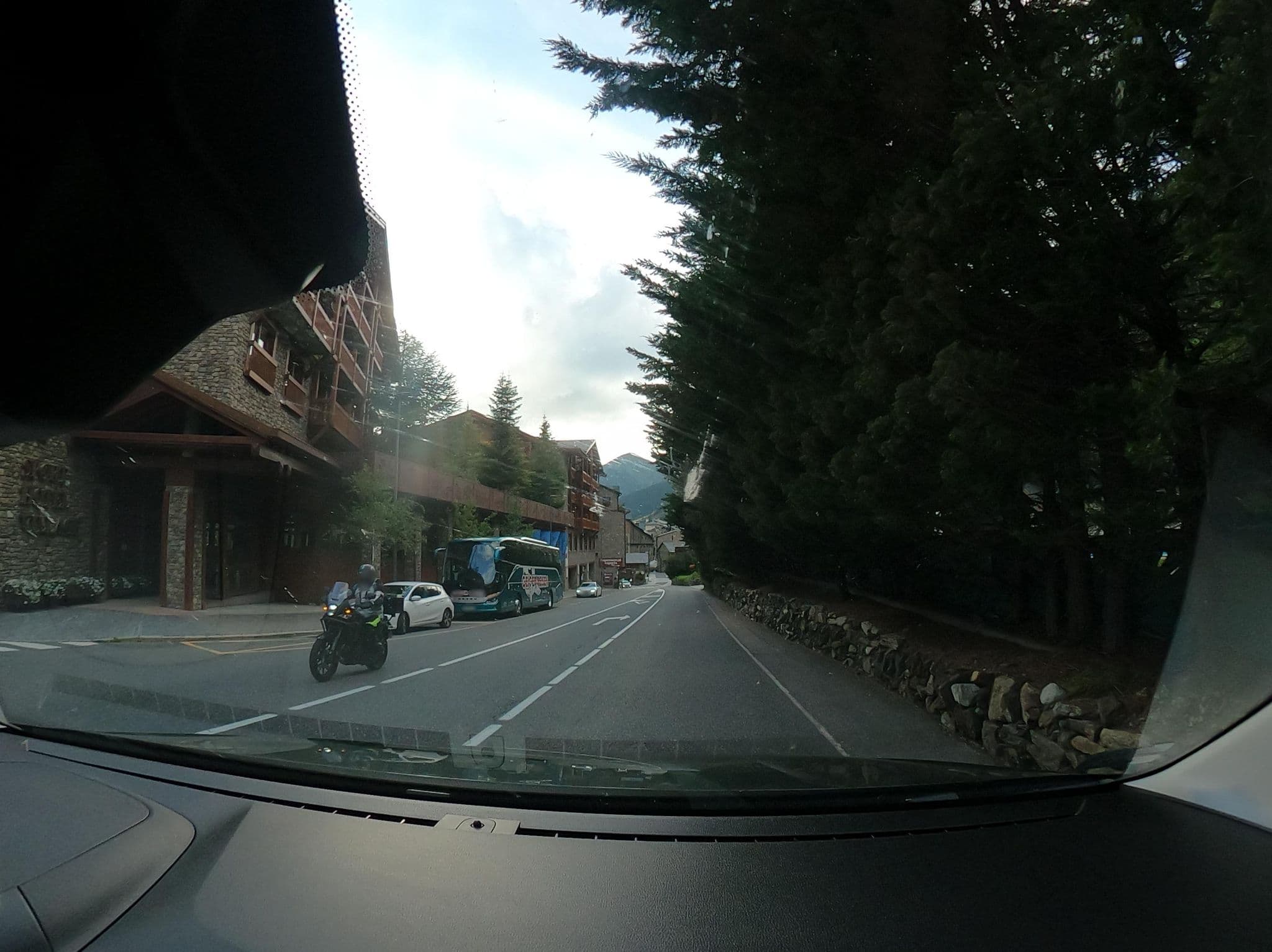 Street view near Bar Sport Hotel Village, El Tarter — © vst (CC BY-SA · Mapillary)