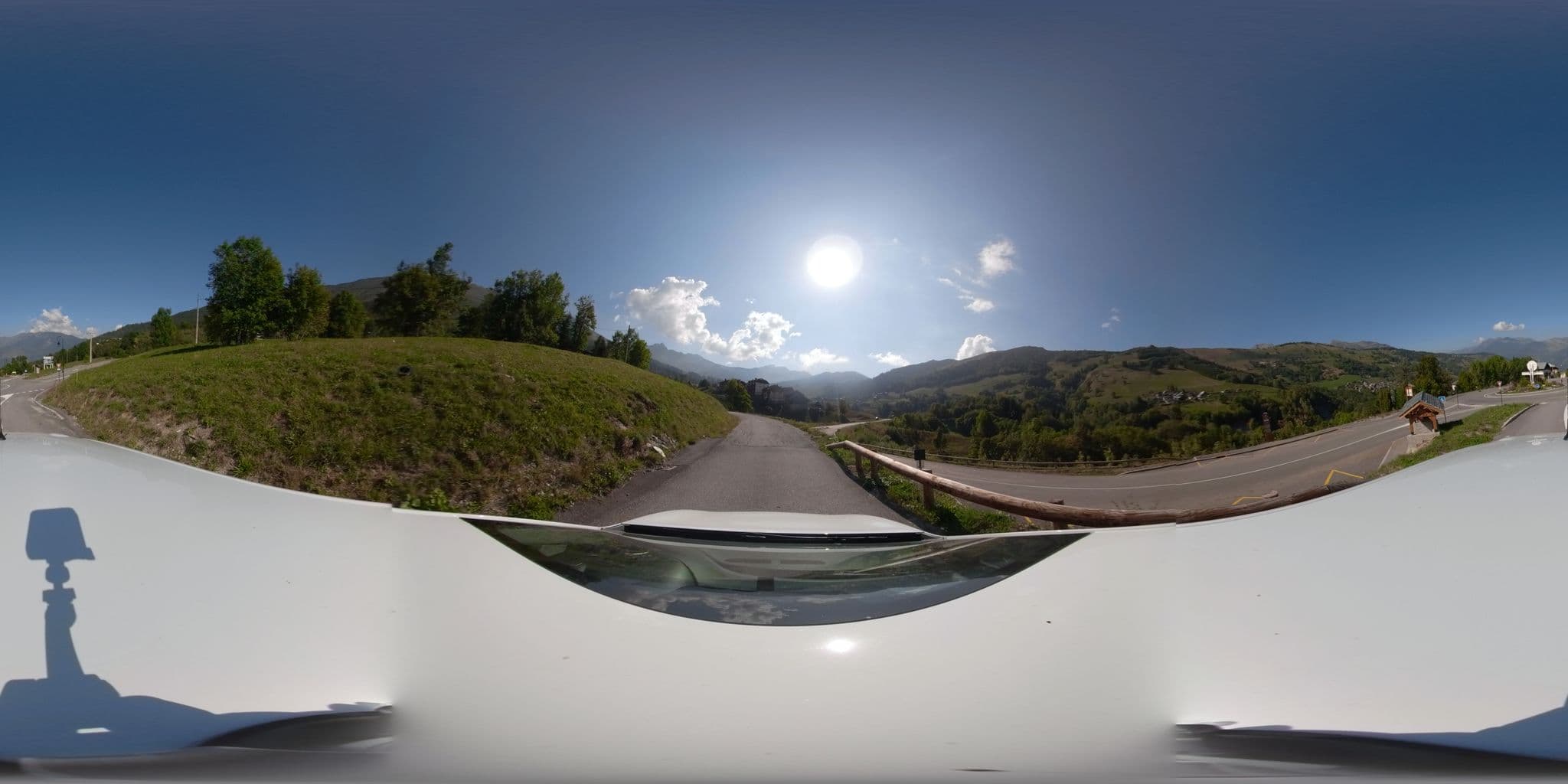 Street view near Le Roc, Aigueblanche — © serfim_cit_y (CC BY-SA · Mapillary)