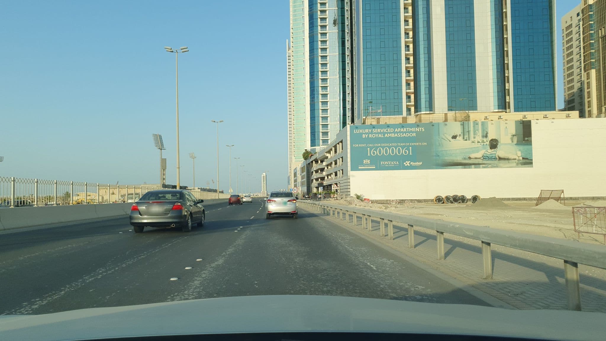 Street view near Best Western Hotel, Manama — © cheshirecat (CC BY-SA · Mapillary)