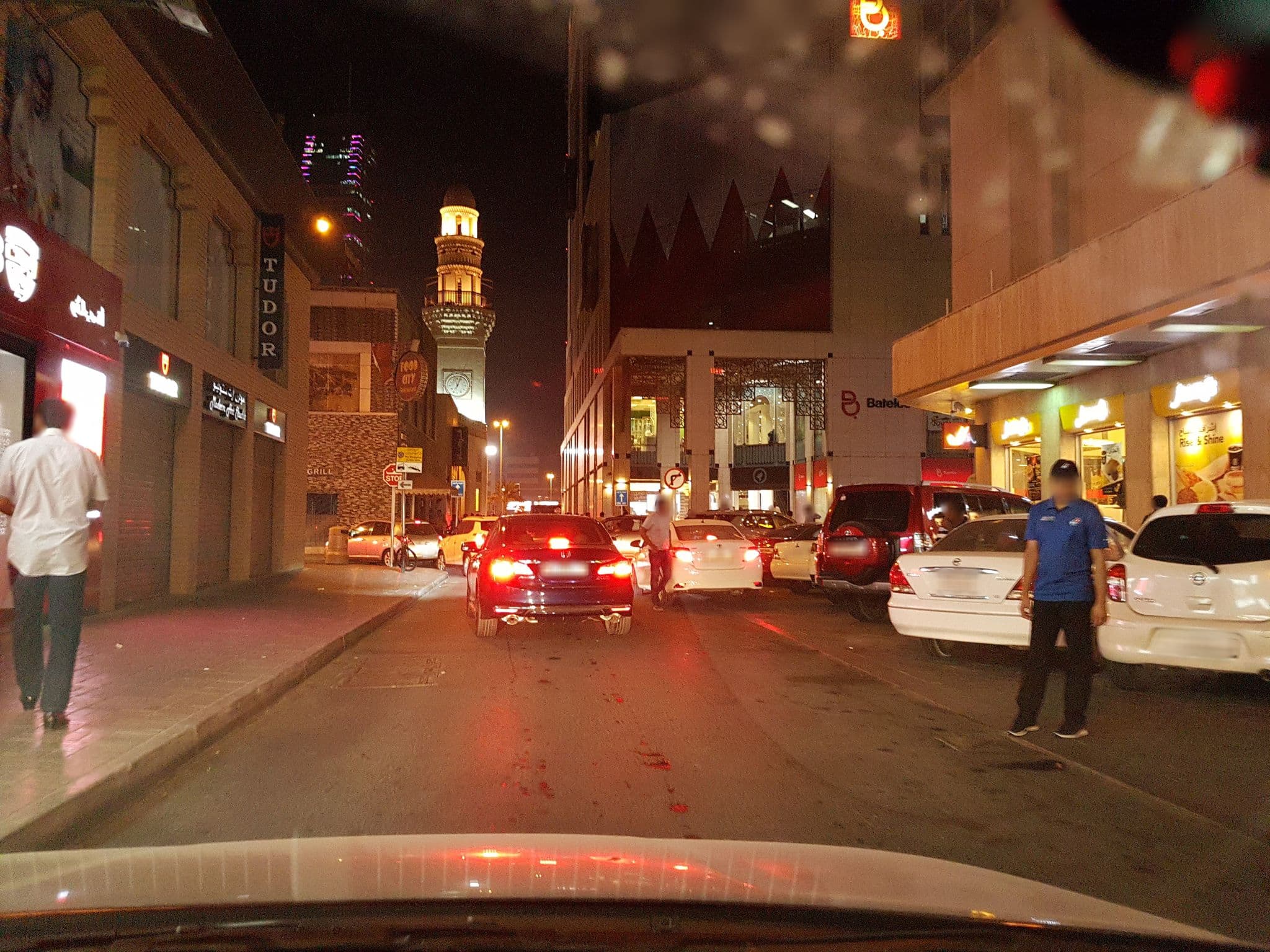 Street view near Awal Hotel Bahrain, Manama — © cheshirecat (CC BY-SA · Mapillary)