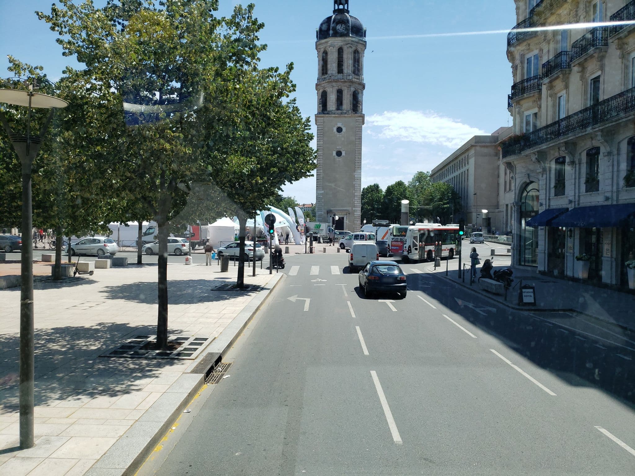 Street view near Le Royal, Lyon 02 — © mapfool (CC BY-SA · Mapillary)