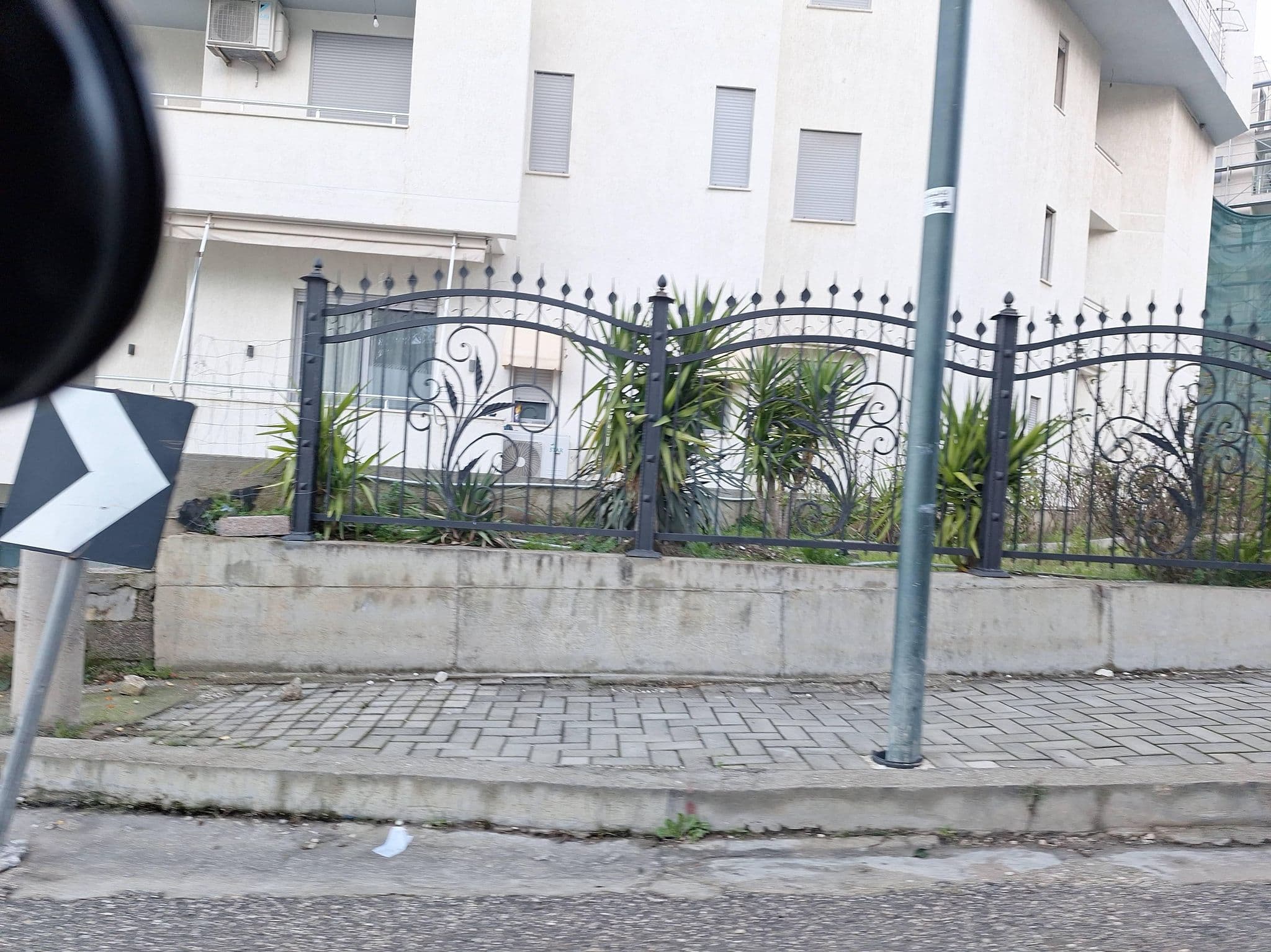 Street view near ABI'S Hotel & Spa, Vlorë — © denisju_osm (CC BY-SA · Mapillary)