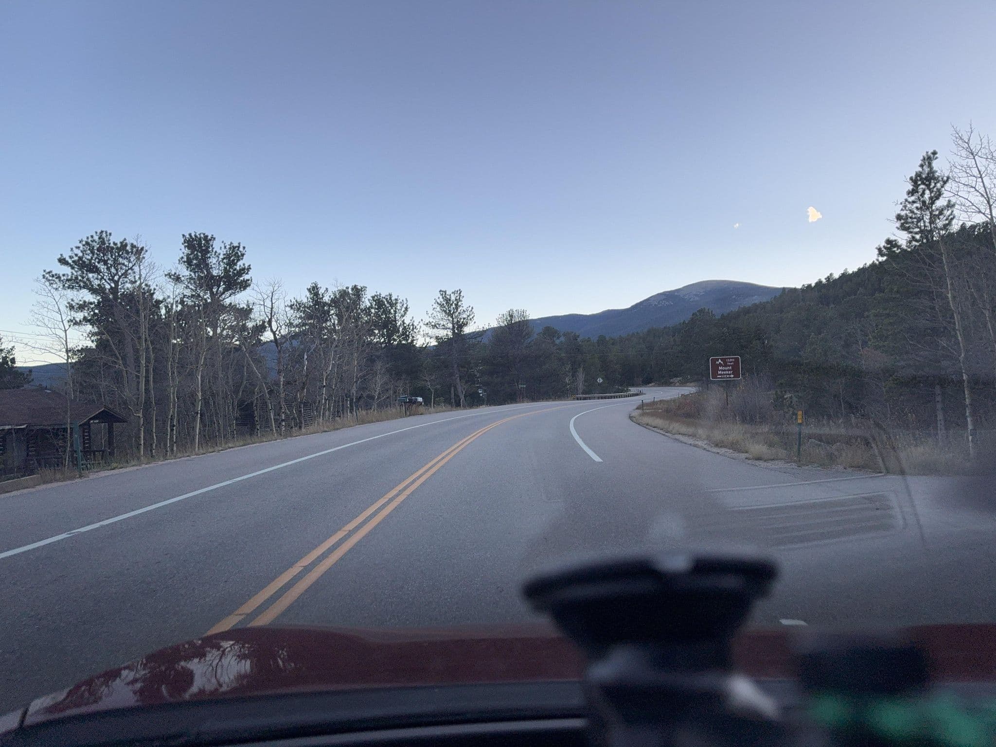 Street view near Meeker Park Lodge, Estes Park — © quickness805 (CC BY-SA · Mapillary)