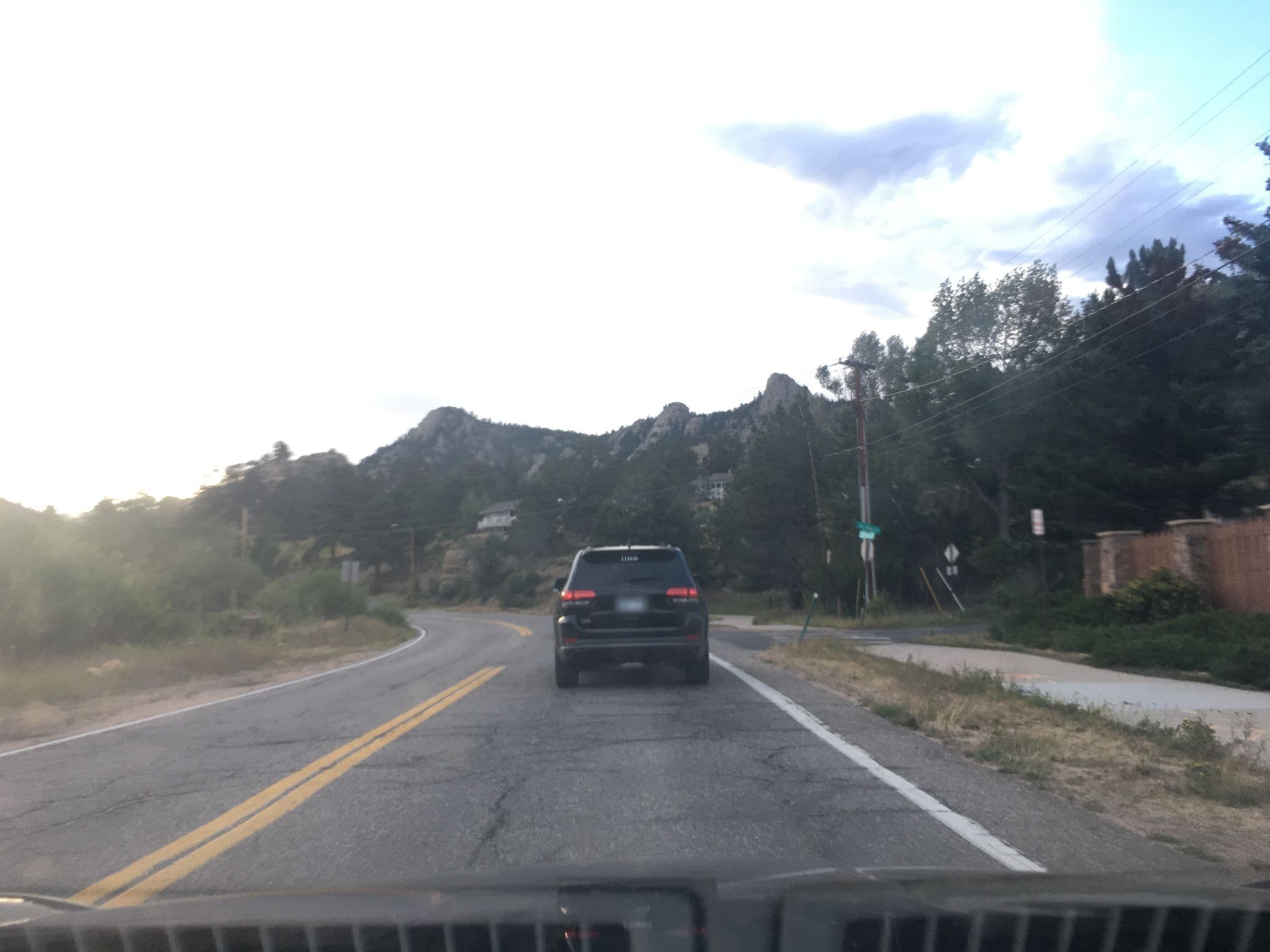 Street view near Mountain Sage Inn, Estes Park — © hereitgoes (CC BY-SA · Mapillary)