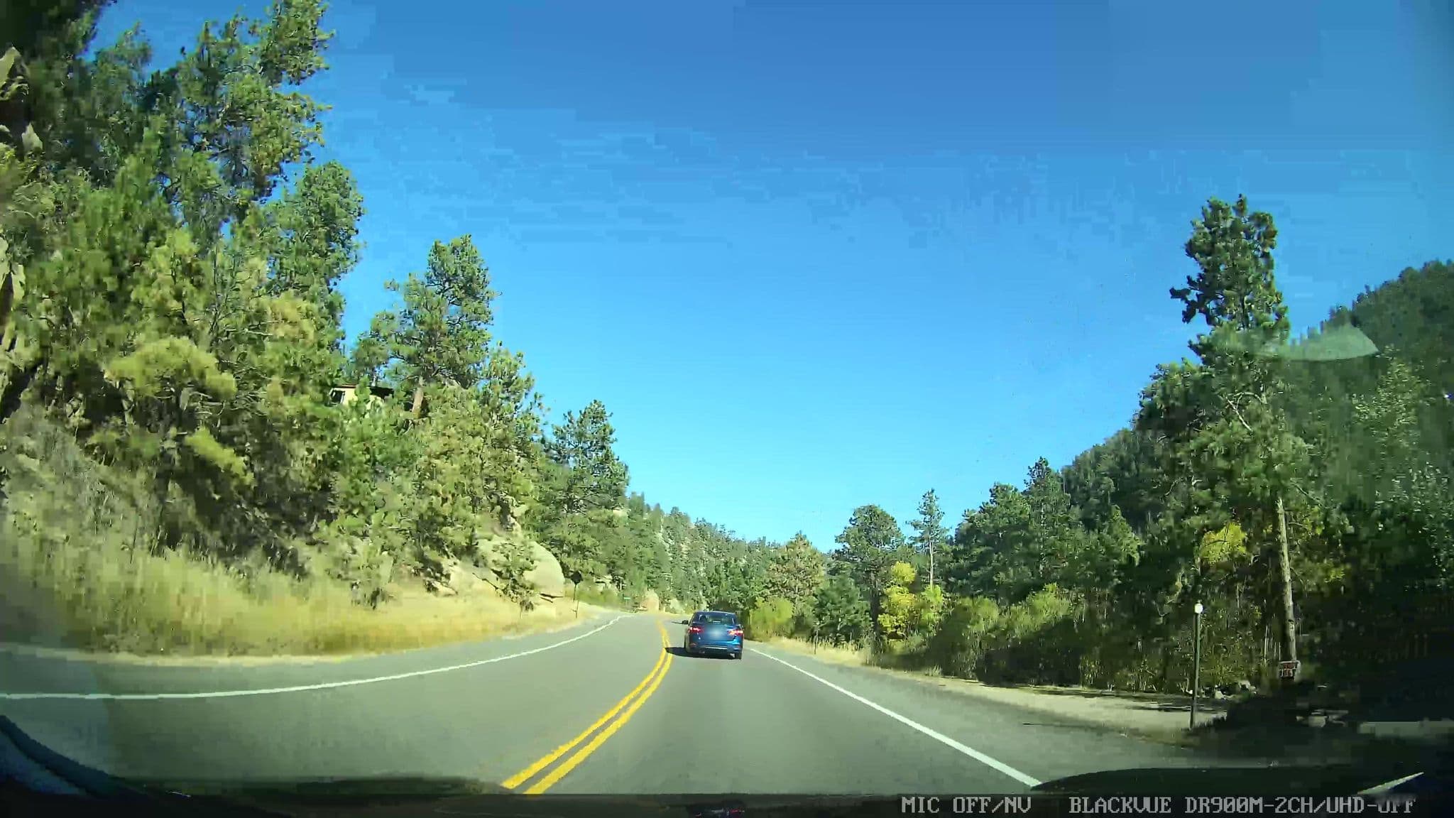 Street view near Loveland Heights Cottages, Estes Park — © muthu (CC BY-SA · Mapillary)