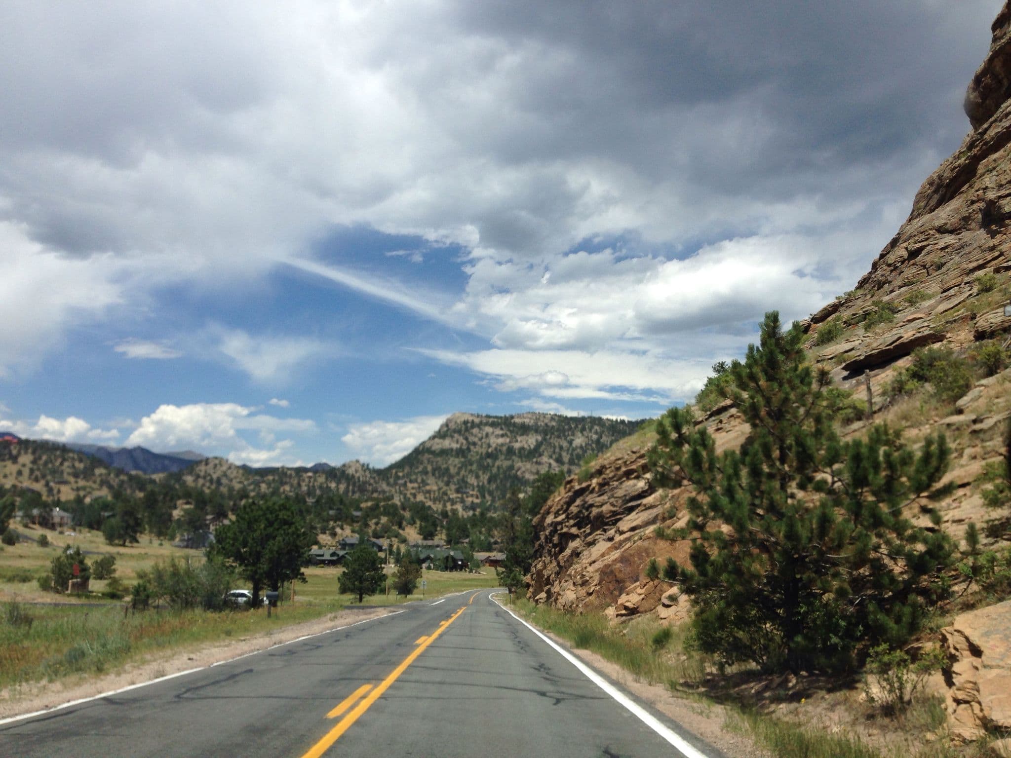Street view near Dao House, Estes Park — © chrisbeddow (CC BY-SA · Mapillary)