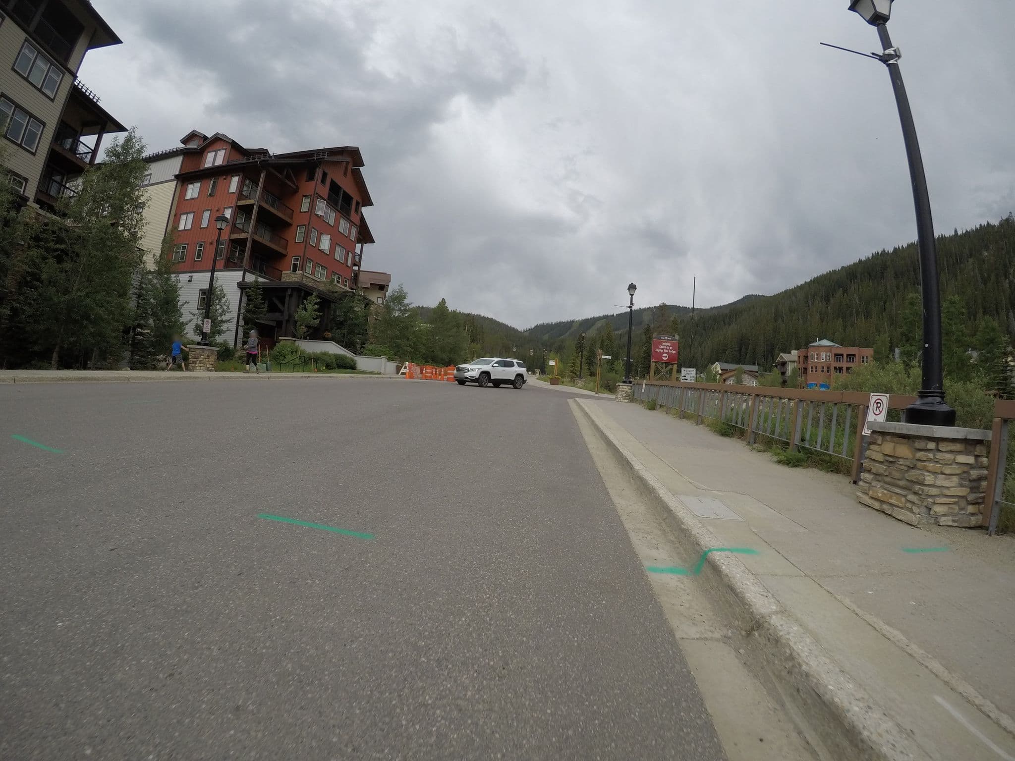 Street view near Fraser Crossing and Founders Pointe, Idaho Springs — © toebee (CC BY-SA · Mapillary)