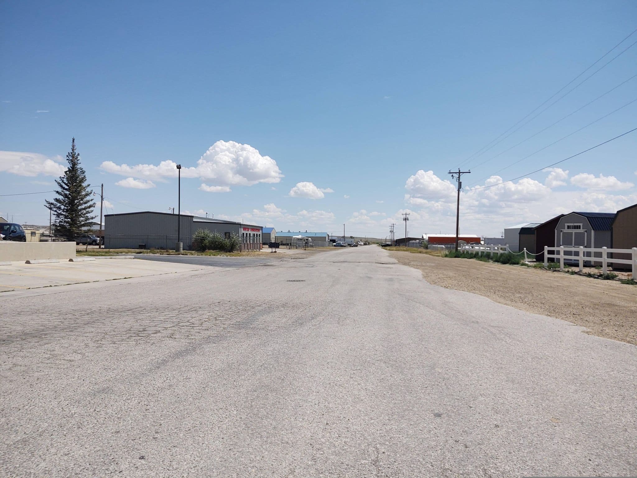 Street view near Baymont Inn, Rawlins — © flug32 (CC BY-SA · Mapillary)