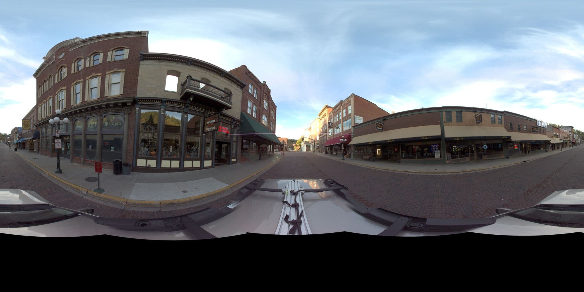 Street view near Hickok's Hotel & Gaming, Deadwood — © lfuser (CC BY-SA · Mapillary)