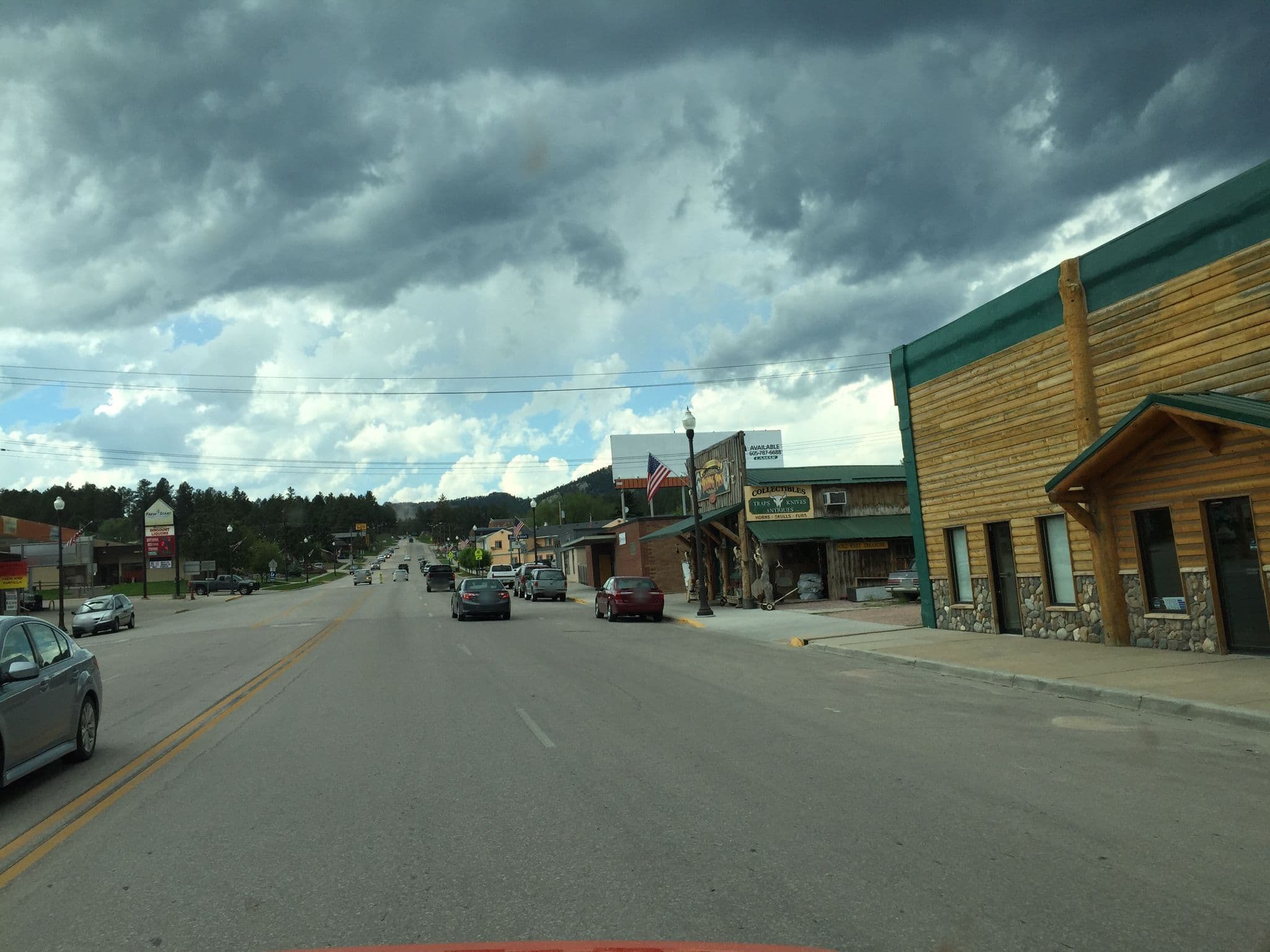 Street view near State Game Lodge (Custer State Park Resort), Custer — © airfoof (CC BY-SA · Mapillary)