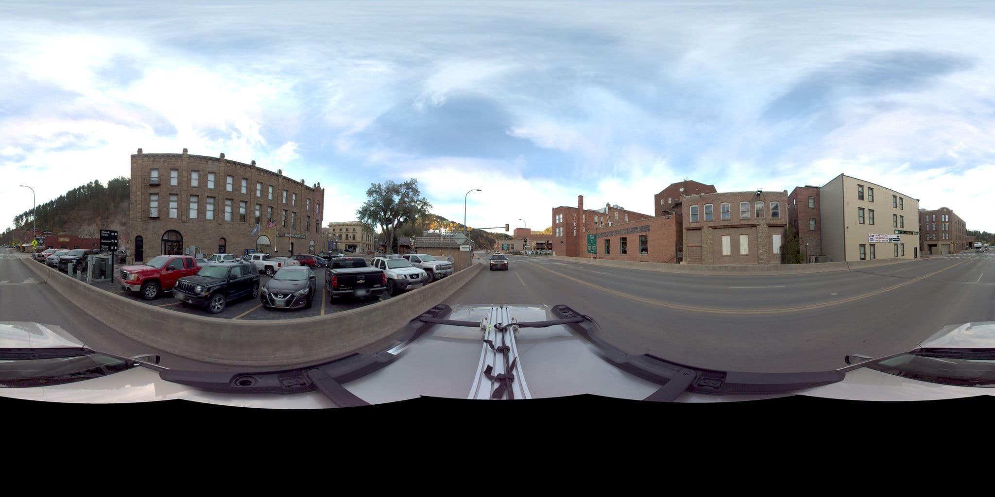 Street view near The Hotel by Gold Dust, Deadwood — © lfuser (CC BY-SA · Mapillary)