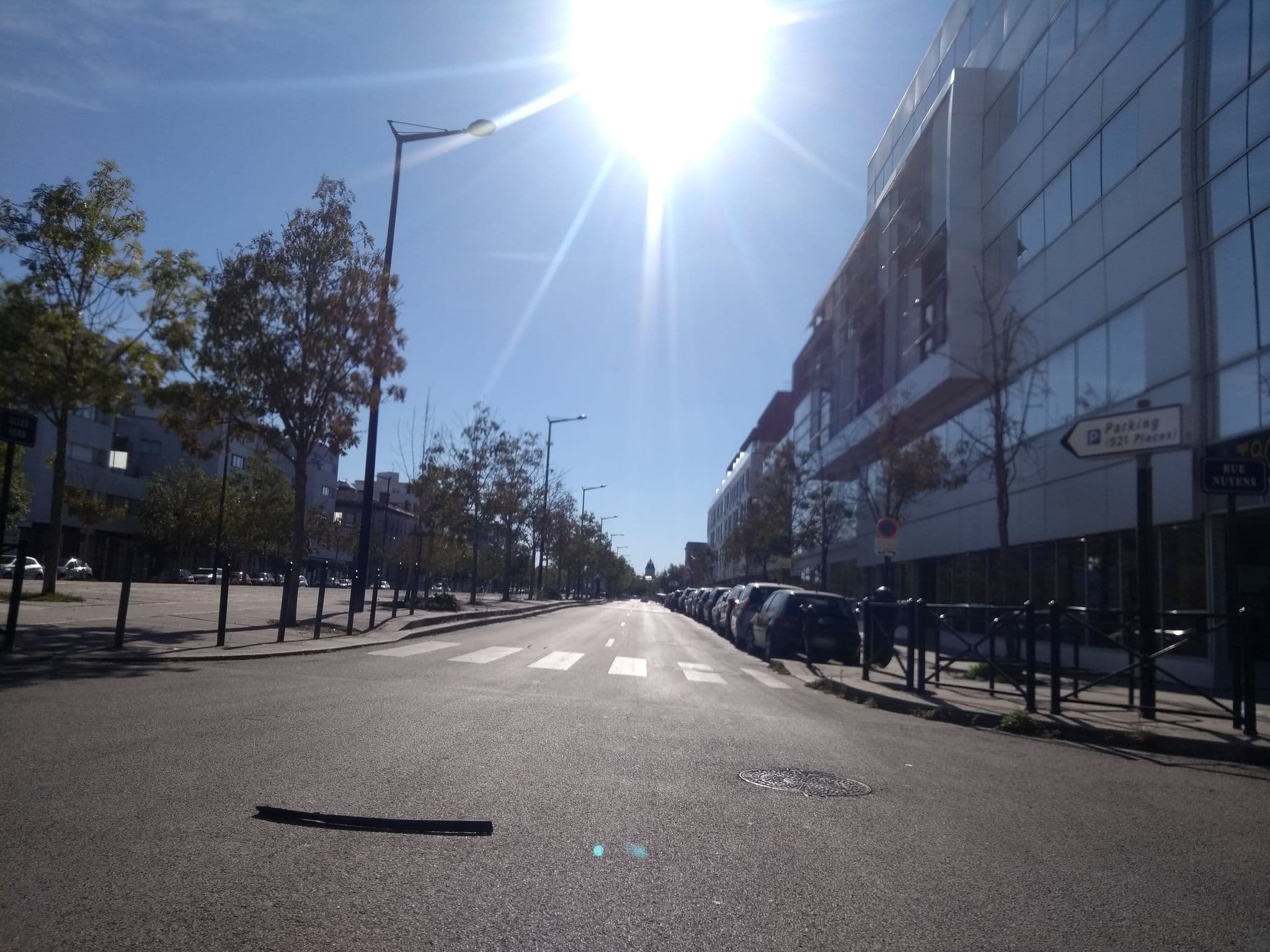 Street view near Ibis, Bordeaux — © gitouche (CC BY-SA · Mapillary)