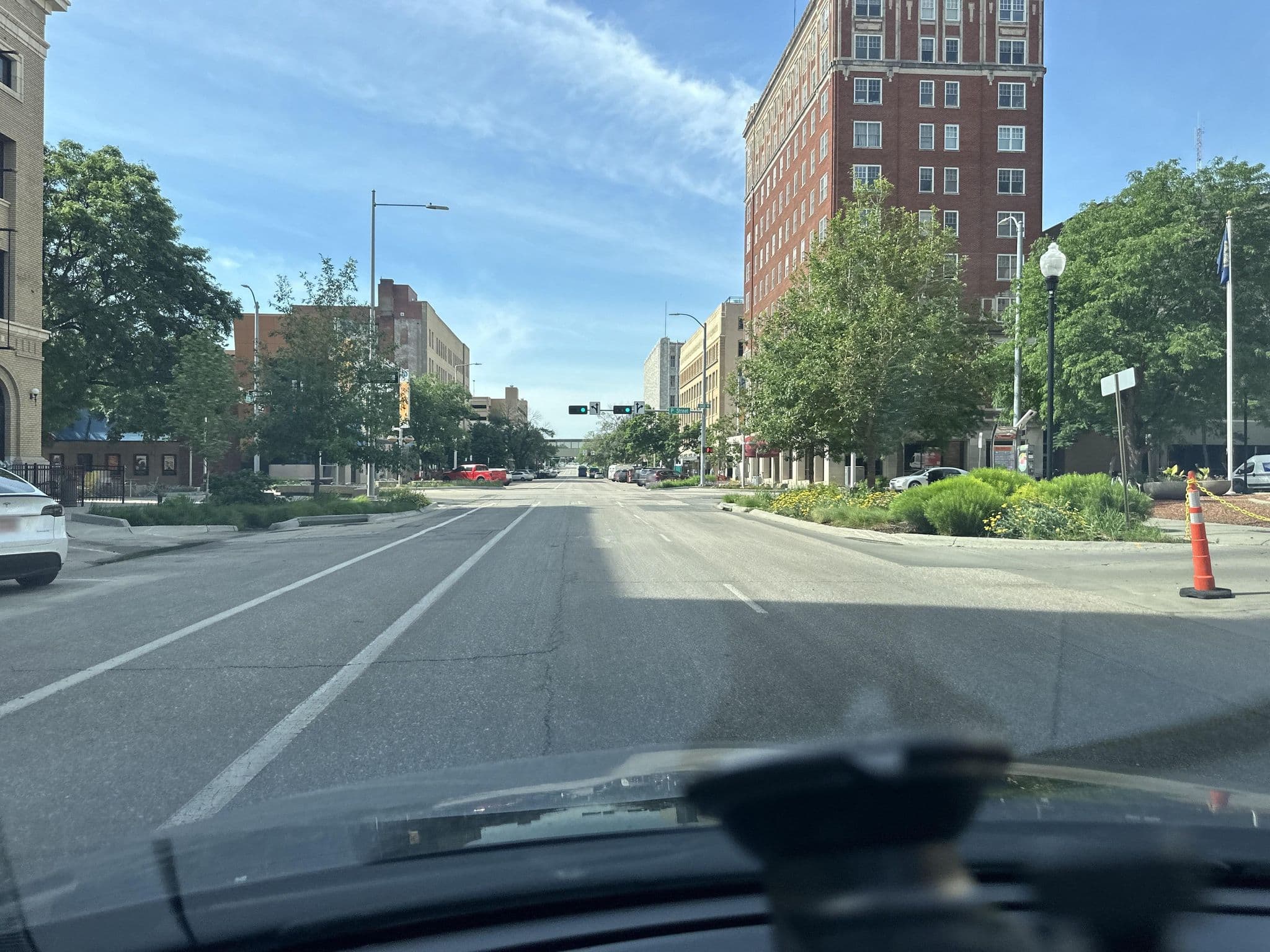 Street view near Embassy Suites Fitness Center, Lincoln — © quickness805 (CC BY-SA · Mapillary)