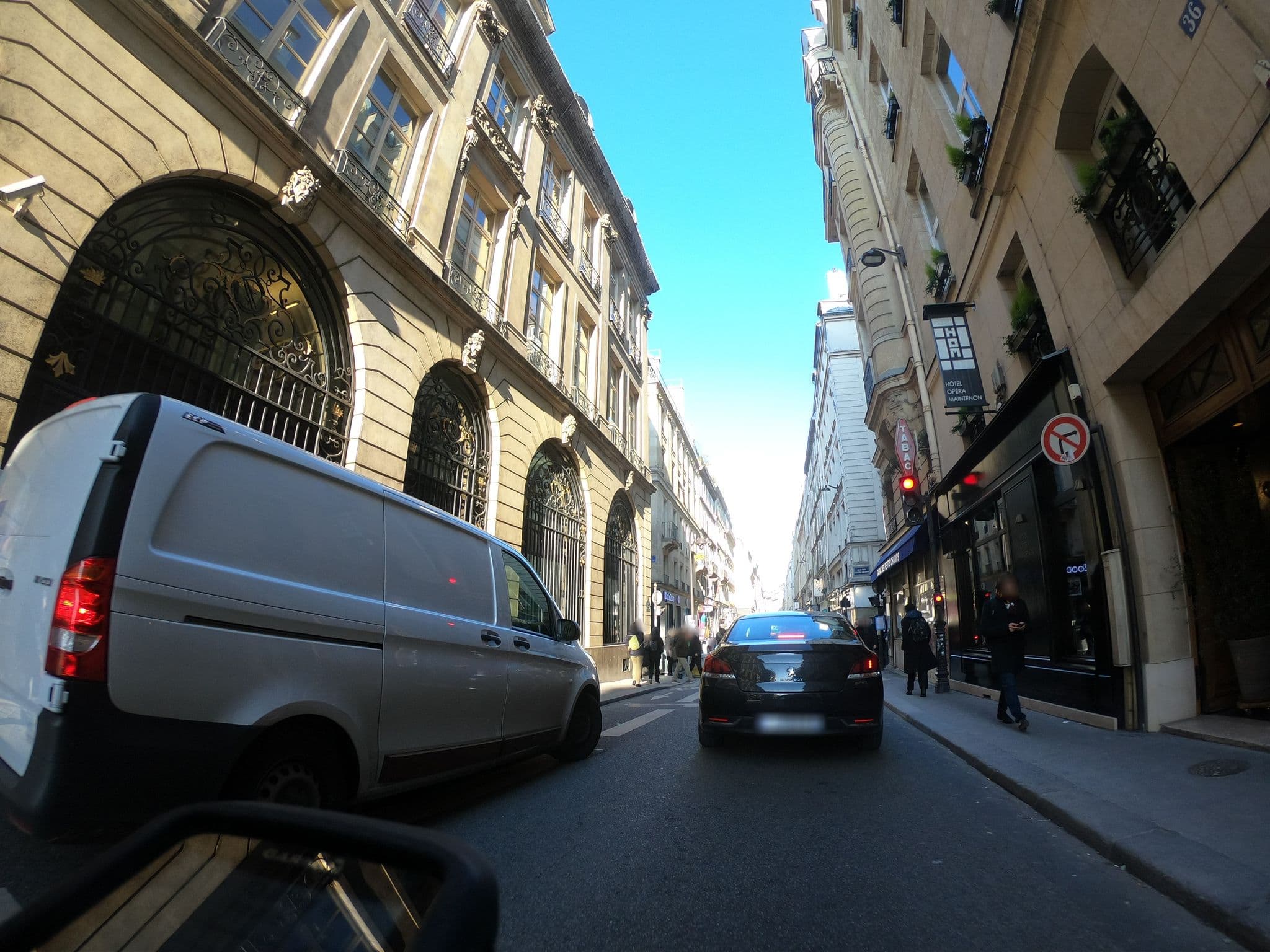 Street view near Opéra Maintenon, Paris 02 Bourse — © htonchia (CC BY-SA · Mapillary)