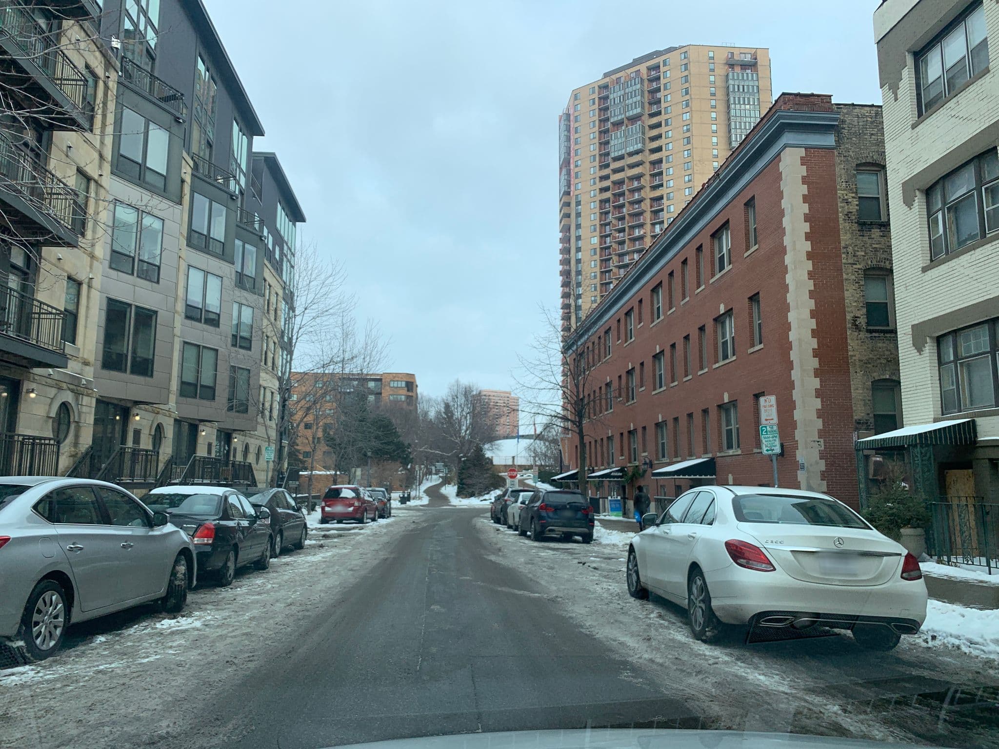 Street view near Single IS the new black!, Minneapolis — © billamartin (CC BY-SA · Mapillary)