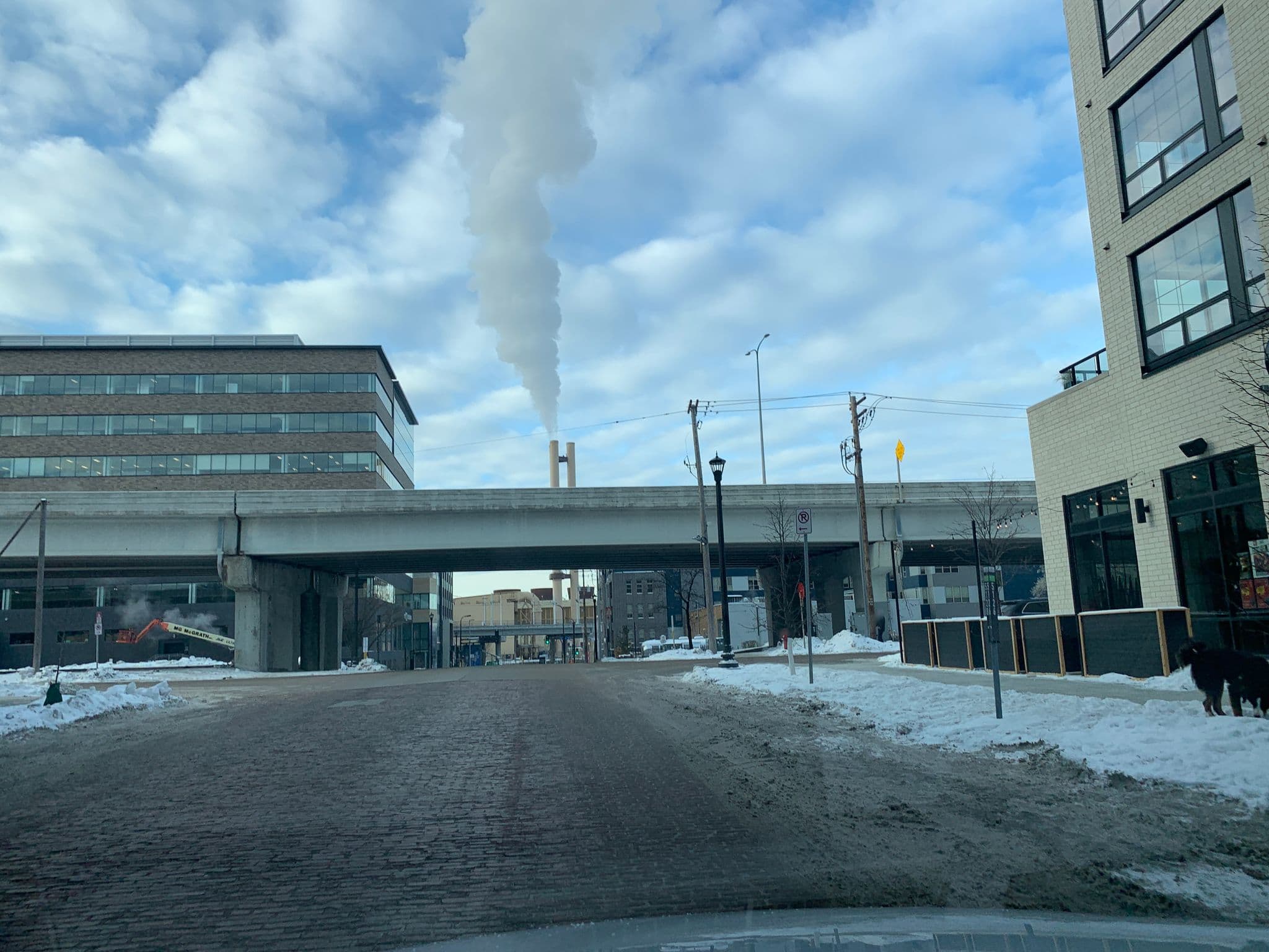 Street view near Inn At The Crossroads, Minneapolis — © billamartin (CC BY-SA · Mapillary)