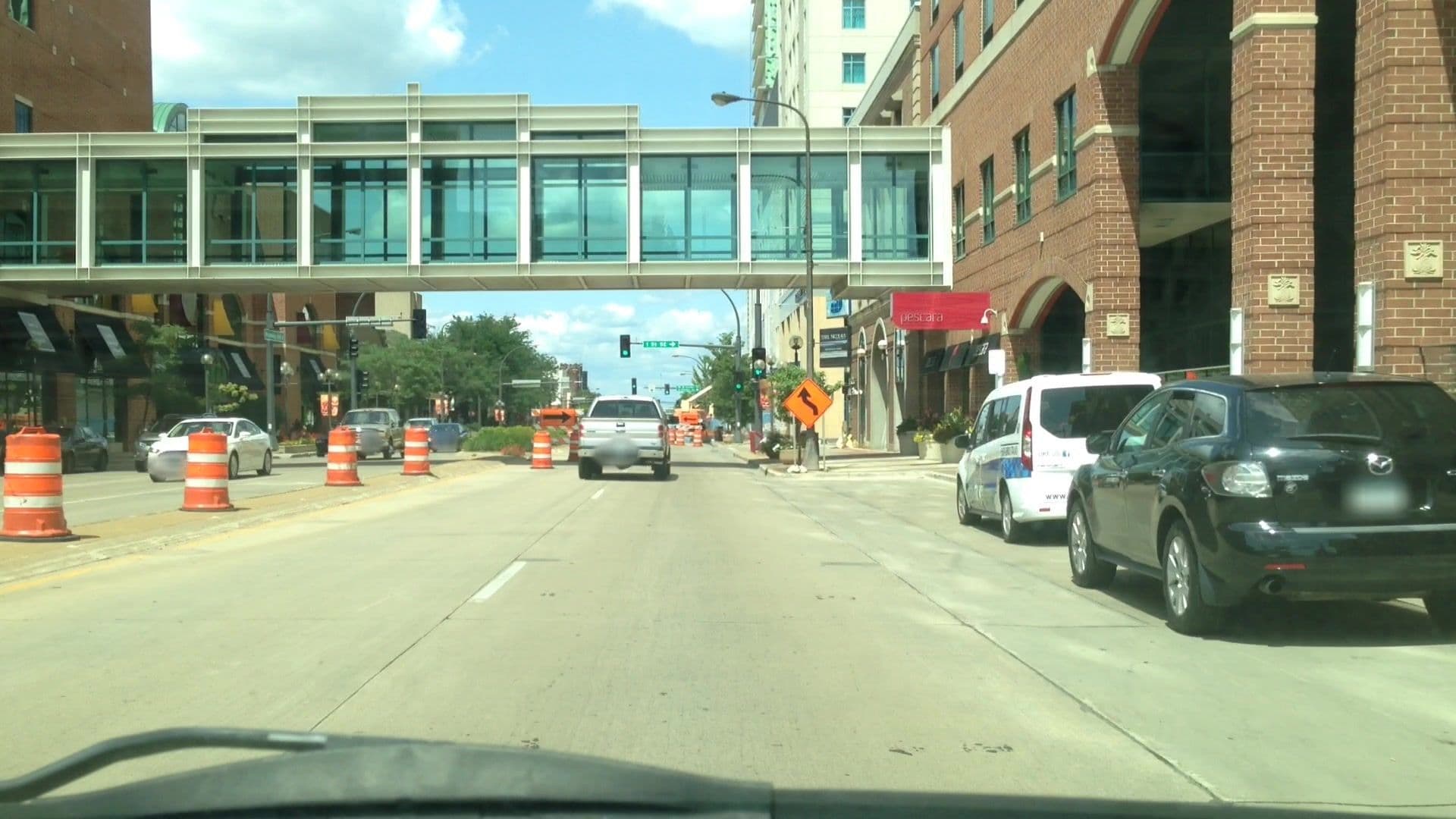 Street view near DoubleTree by Hilton, Byron — © lvl5 (CC BY-SA · Mapillary)