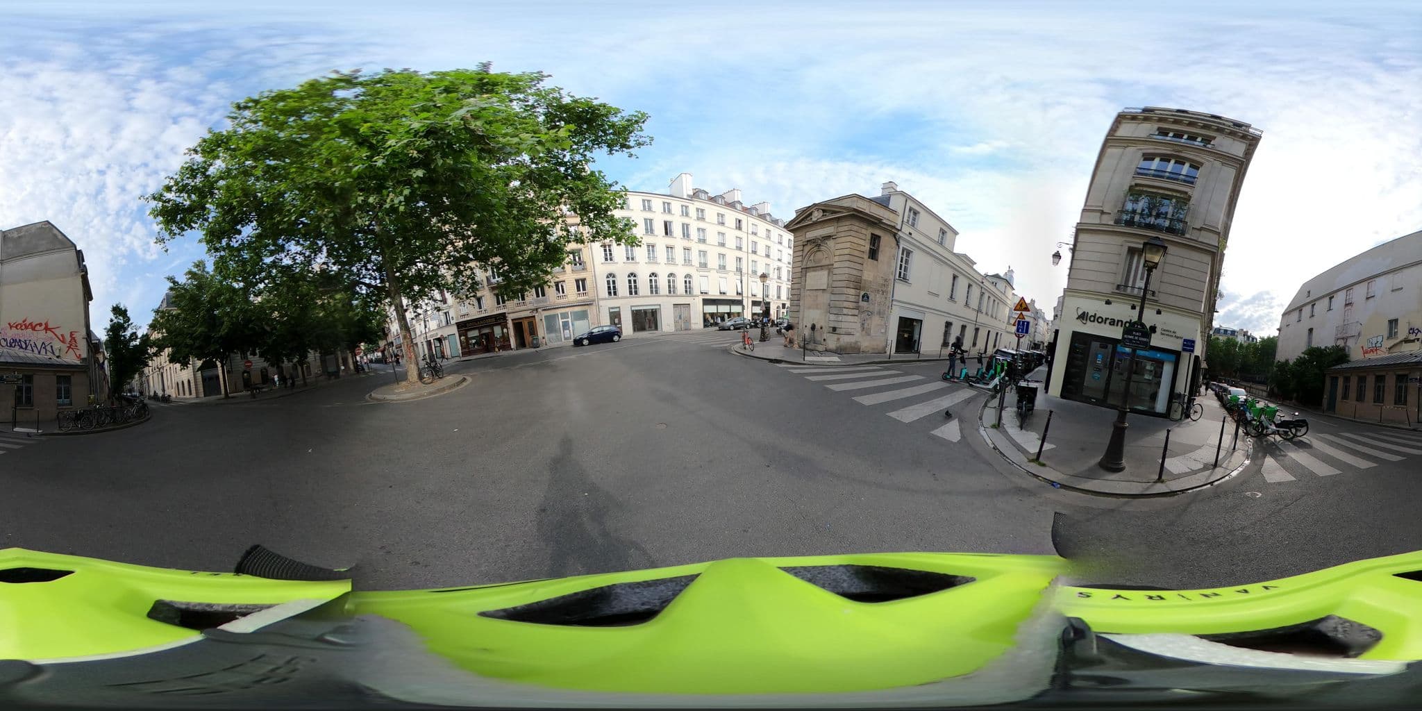 Street view near Hôtel Américain, Paris 03 Temple — © Stefdegreef (CC BY-SA · Mapillary)