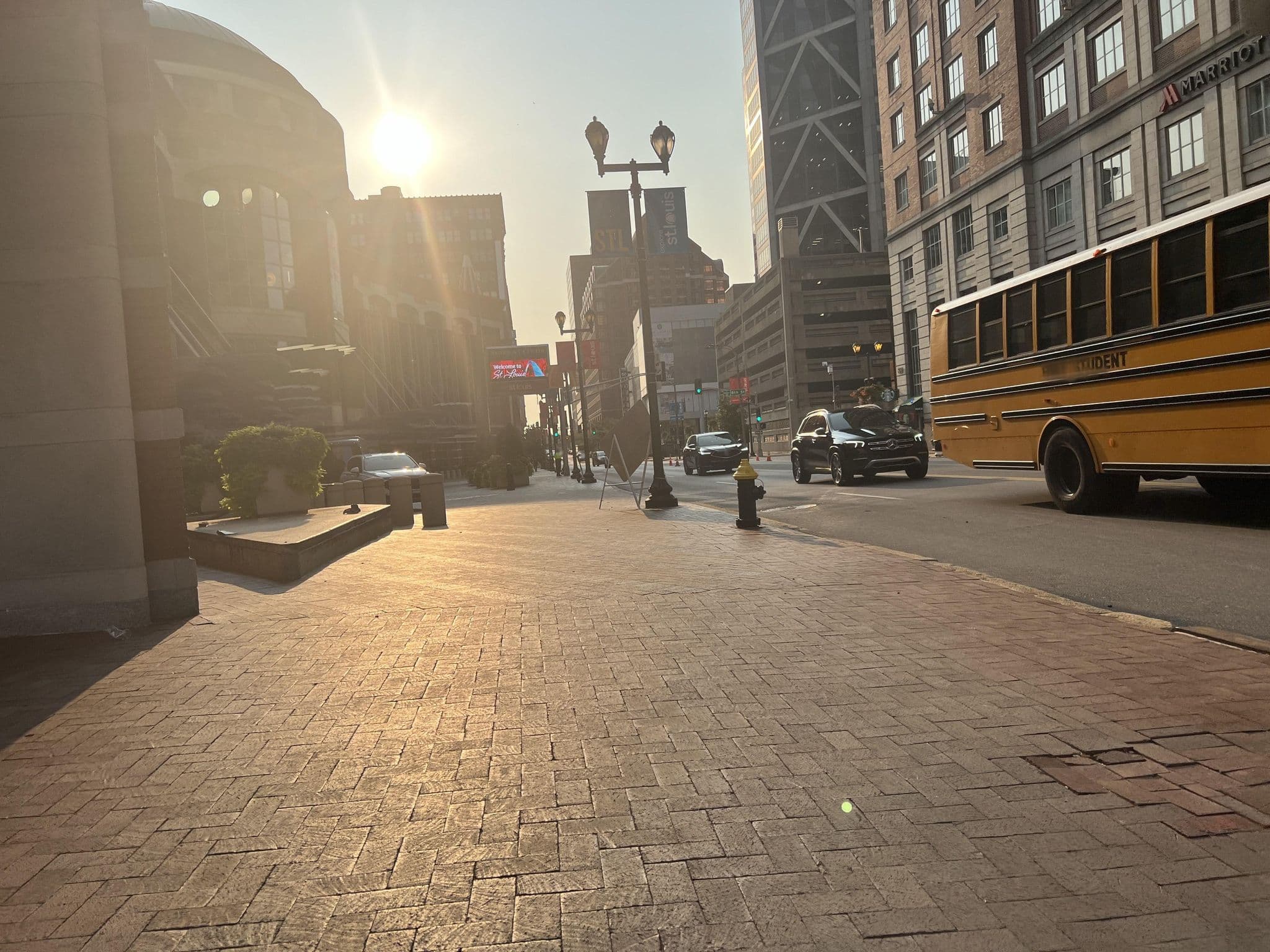 Street view near Parkview/Aubert, St. Louis — © shogohirasawa (CC BY-SA · Mapillary)