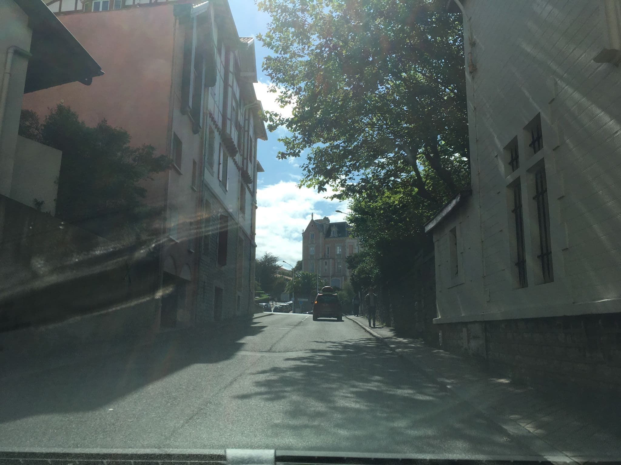 Street view near Hostellerie Victoria, Biarritz — © mappy_sa (CC BY-SA · Mapillary)