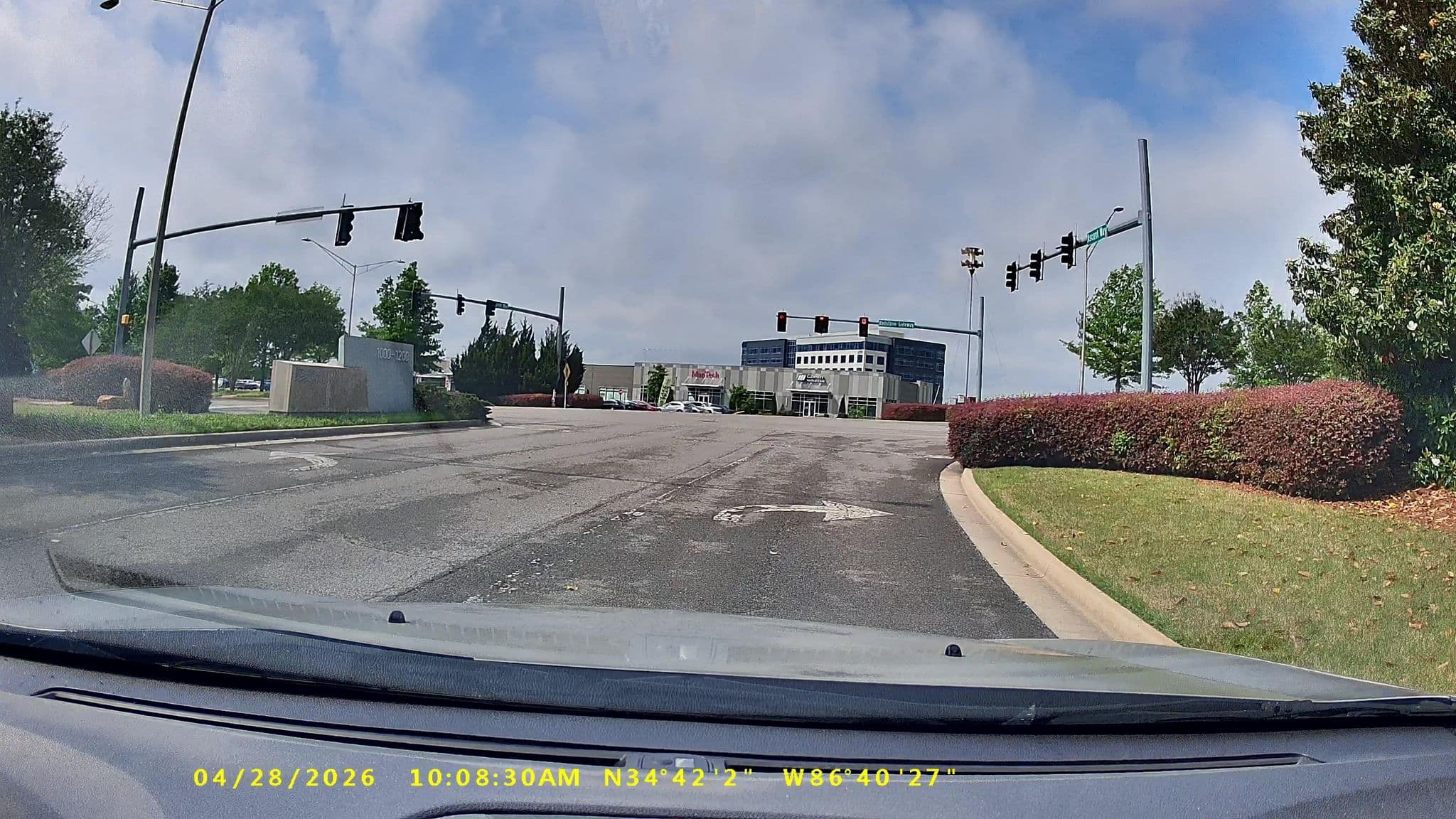 Street view near Fairfield Inn & Suites Huntsville Redstone Gateway, Redstone Arsenal — © argwx256 (CC BY-SA · Mapillary)