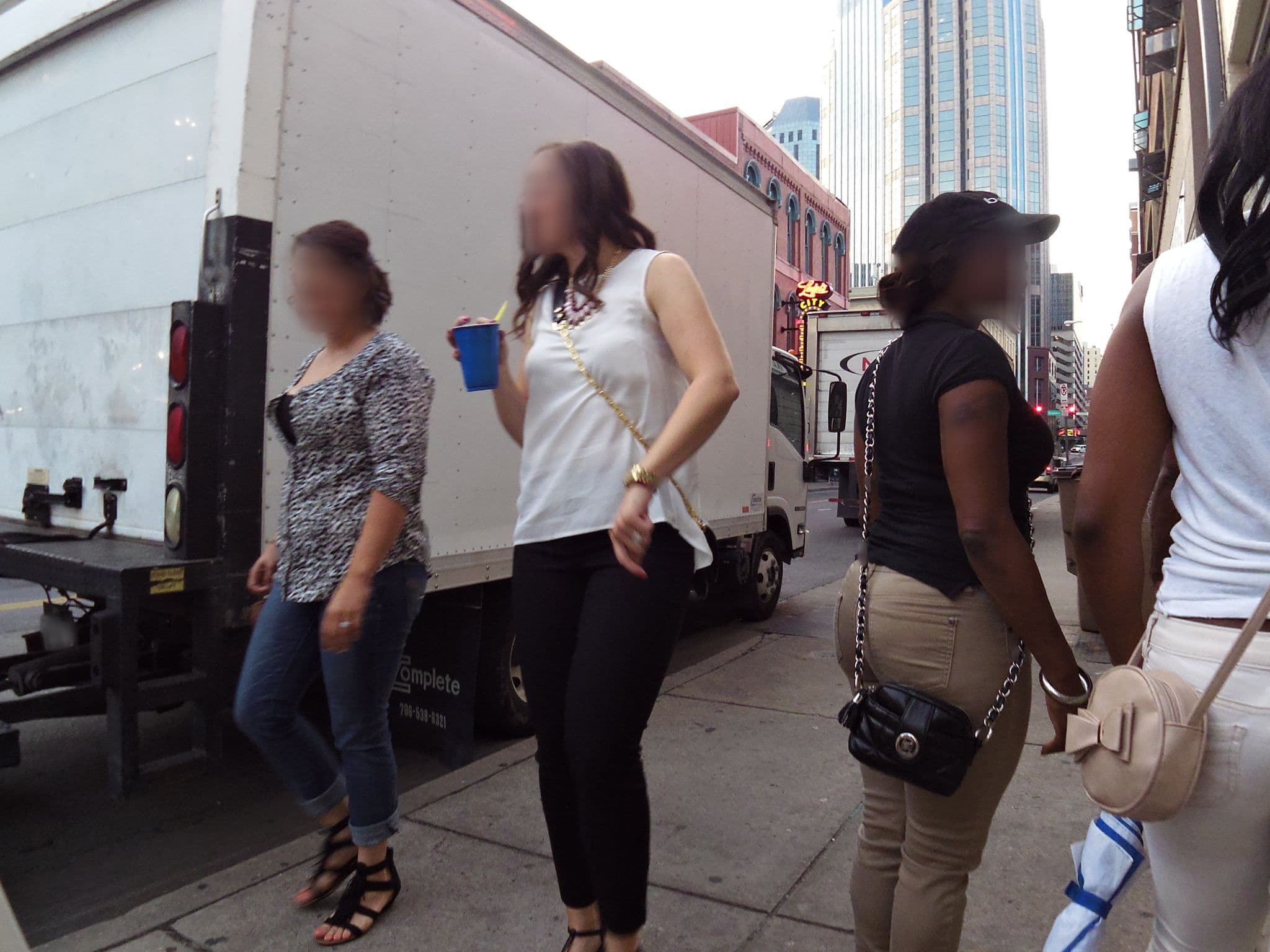 Street view near Moxy Hotel by Marriott, Nashville — © allen (CC BY-SA · Mapillary)