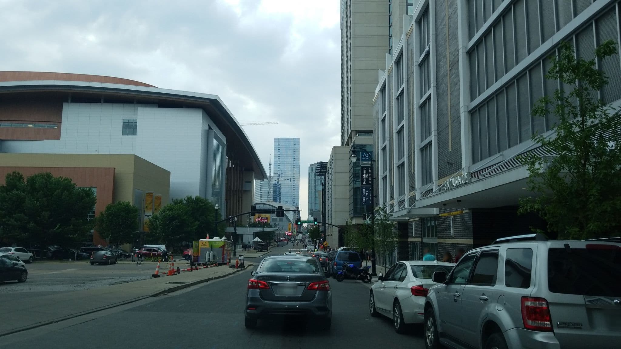 Street view near SpringHill Suites, Nashville — © adeldola (CC BY-SA · Mapillary)