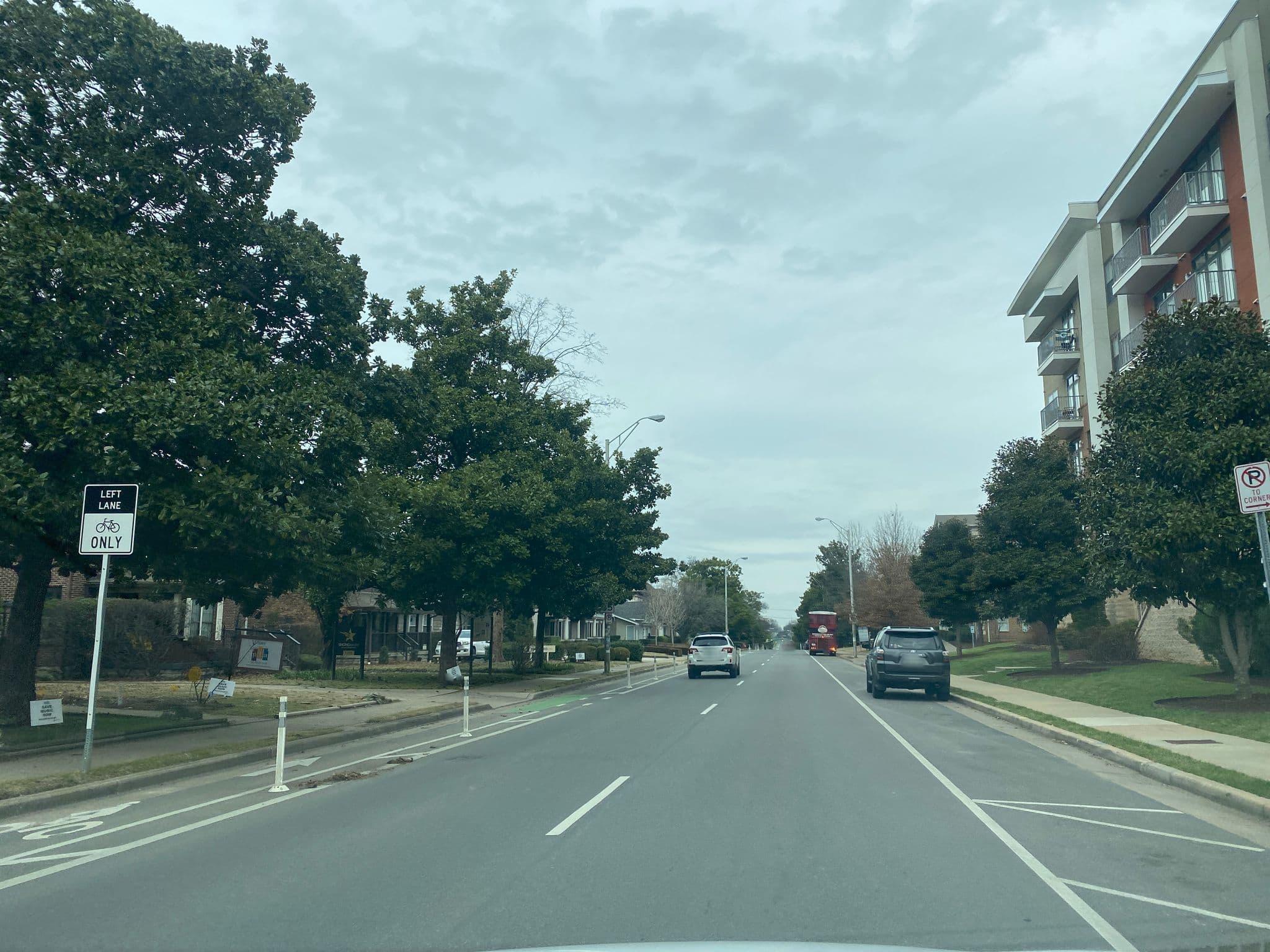 Street view near Note 16, Nashville — © siddro11 (CC BY-SA · Mapillary)