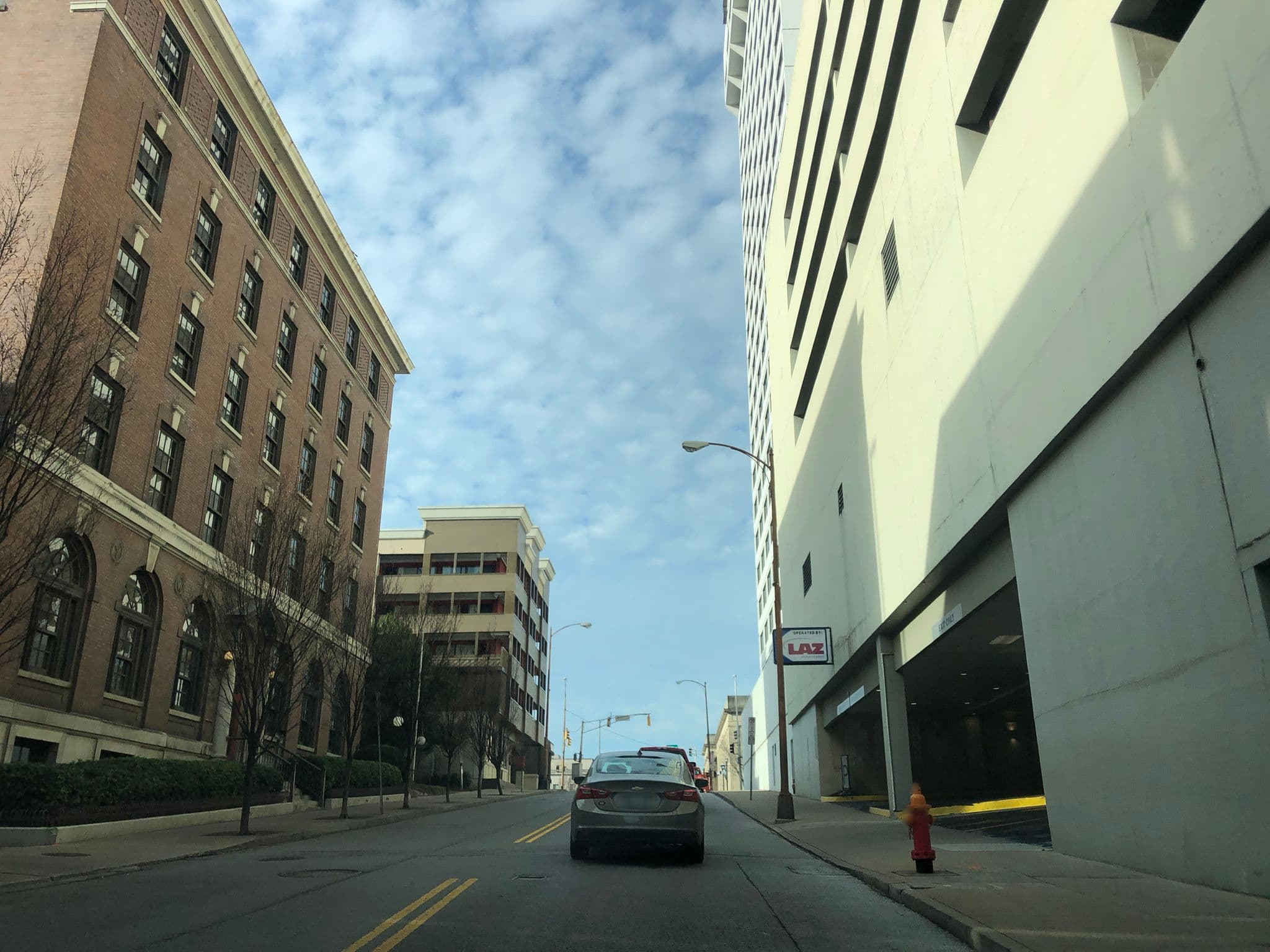 Street view near Nash, Nashville — © maxmartilik (CC BY-SA · Mapillary)